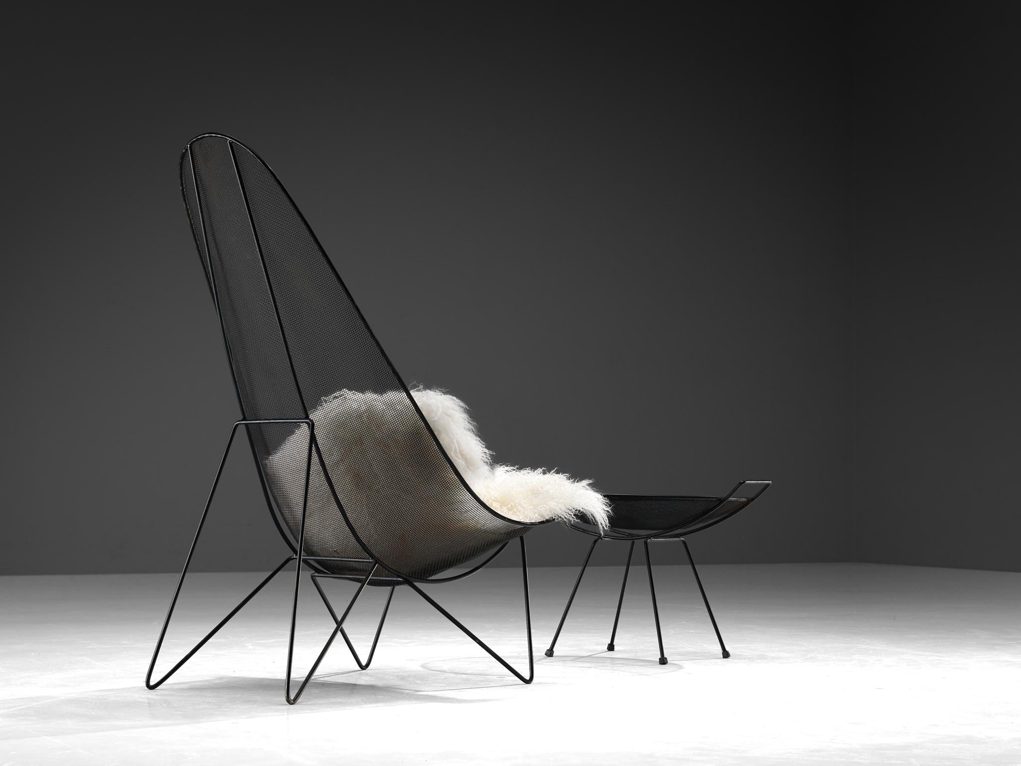 Sol Bloom Patio 'Scoop' Chair with Table in Black Steel Mesh