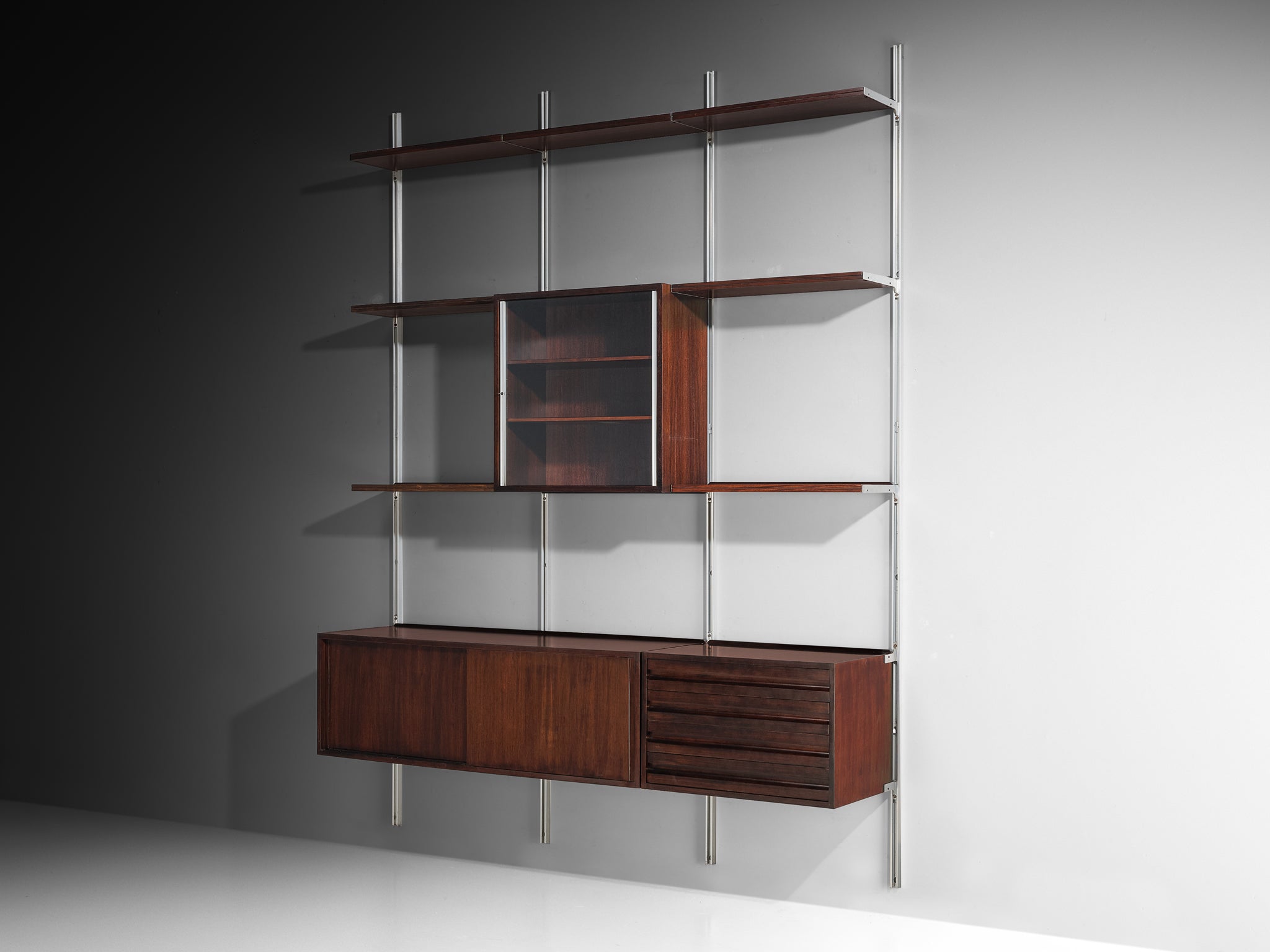 Osvaldo Borsani for Tecno 'E22' Wall Unit or Bookcase in Wood and Metal Case pieces and storage cabinets Morentz
