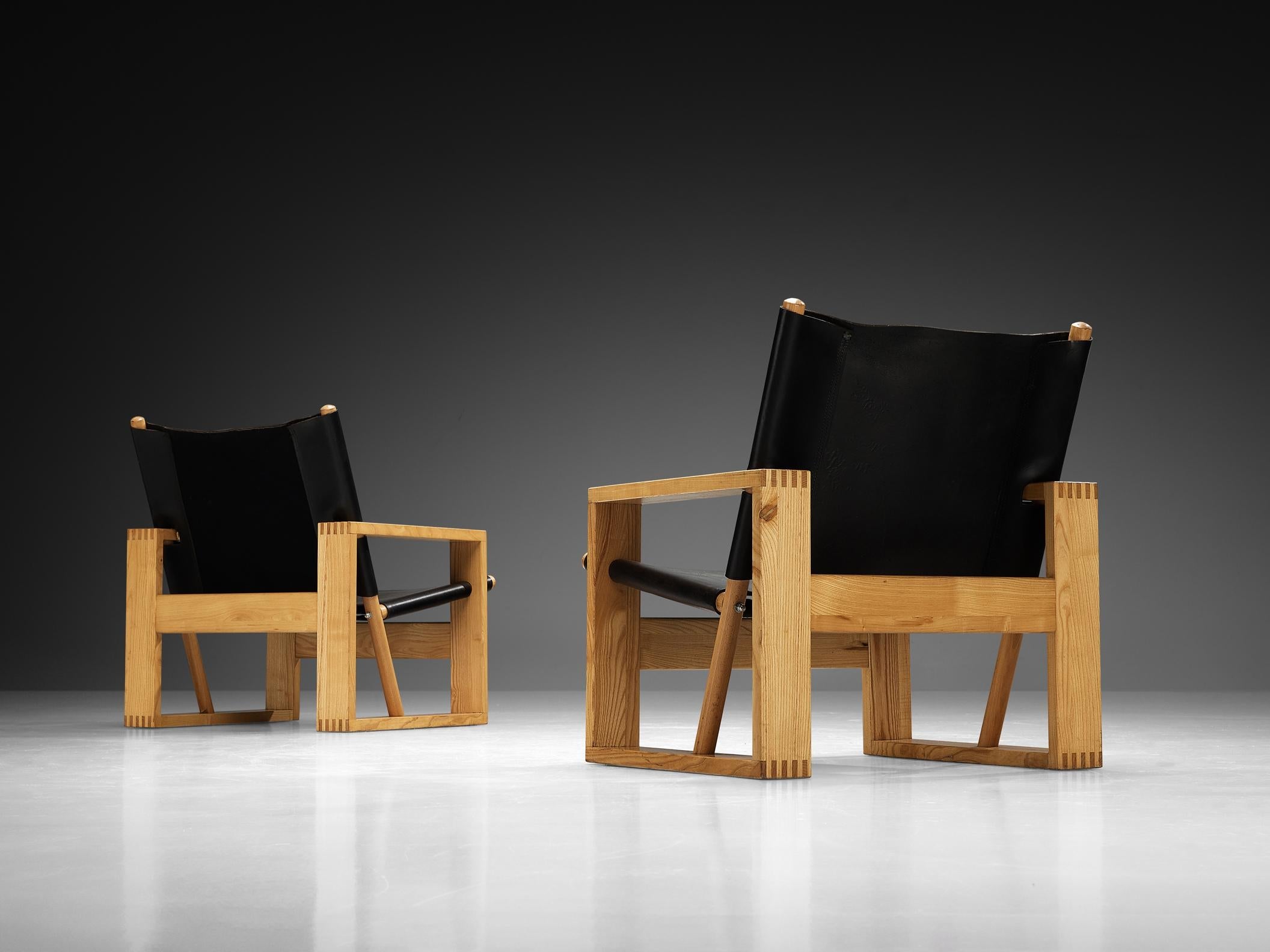 Ate van Apeldoorn Lounge Chairs in Ash and Black Leather seating Morentz