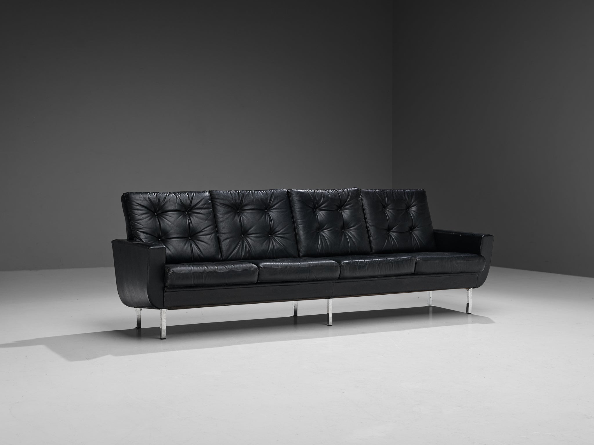 Four-Seater Sofa in Black Leatherette and Steel seating Morentz