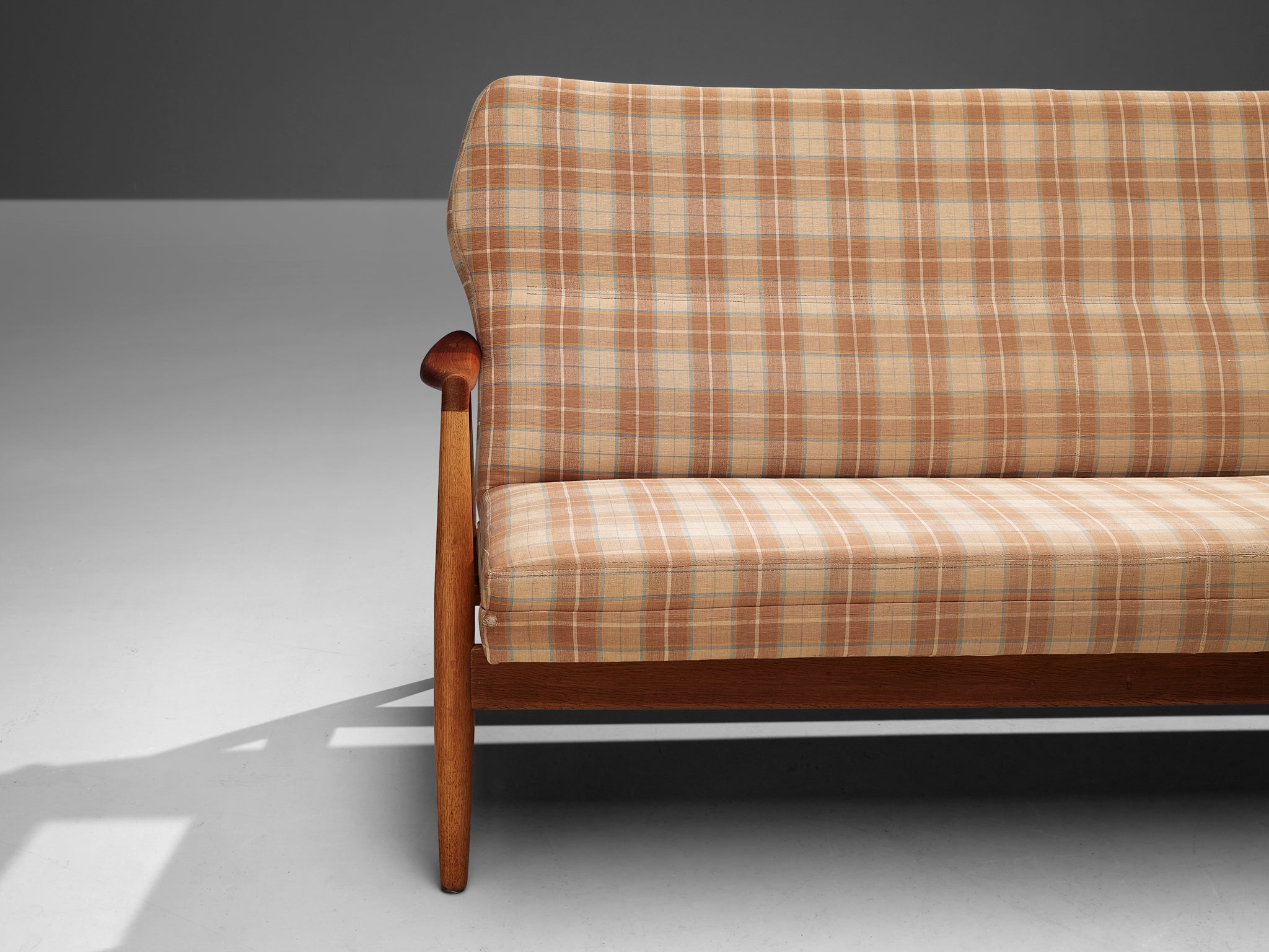 Aksel Bender Madsen Sofa in Checkered Fabric, Oak and Teak seating Morentz