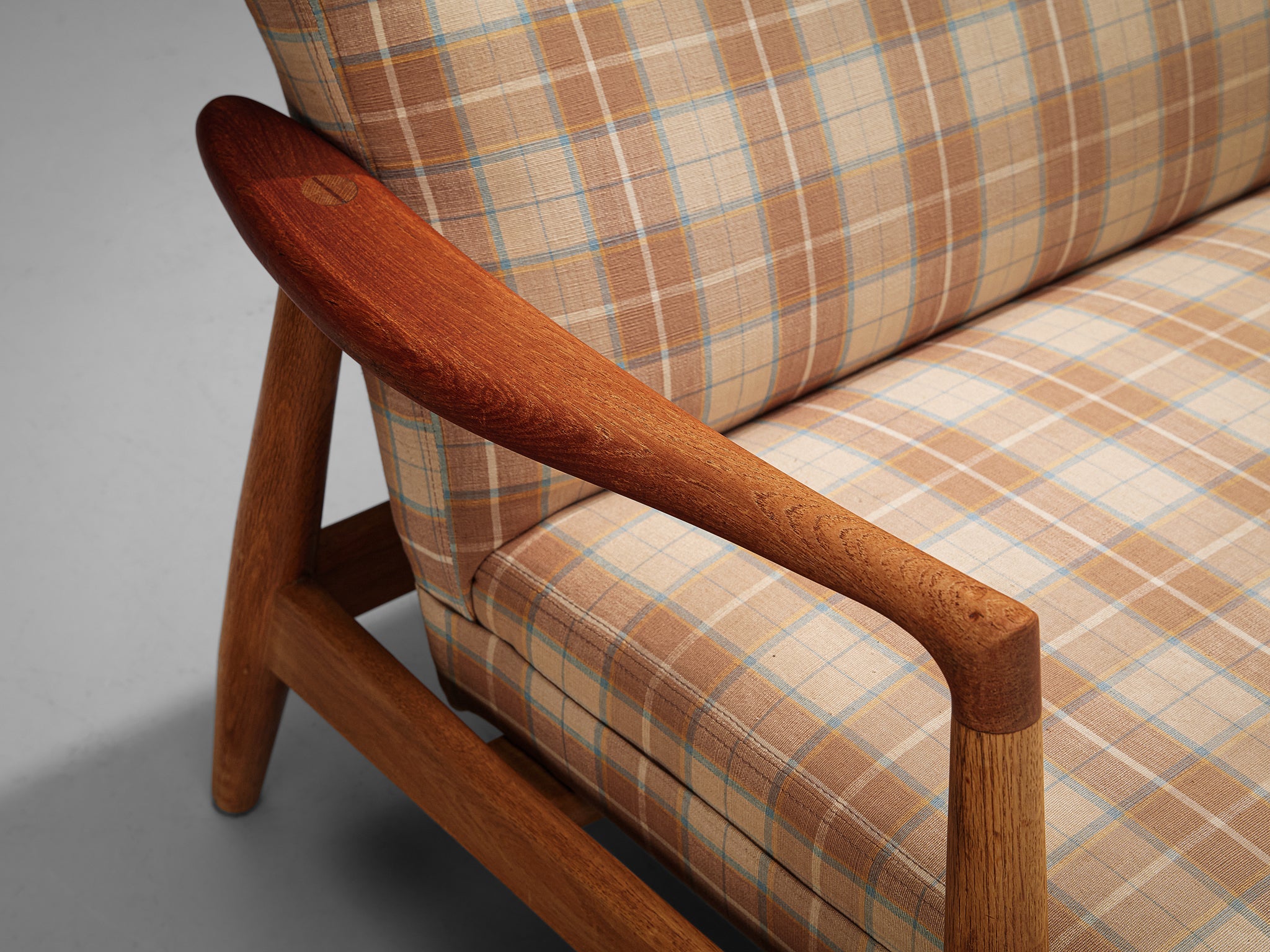 Aksel Bender Madsen Sofa in Checkered Fabric, Oak and Teak seating Morentz