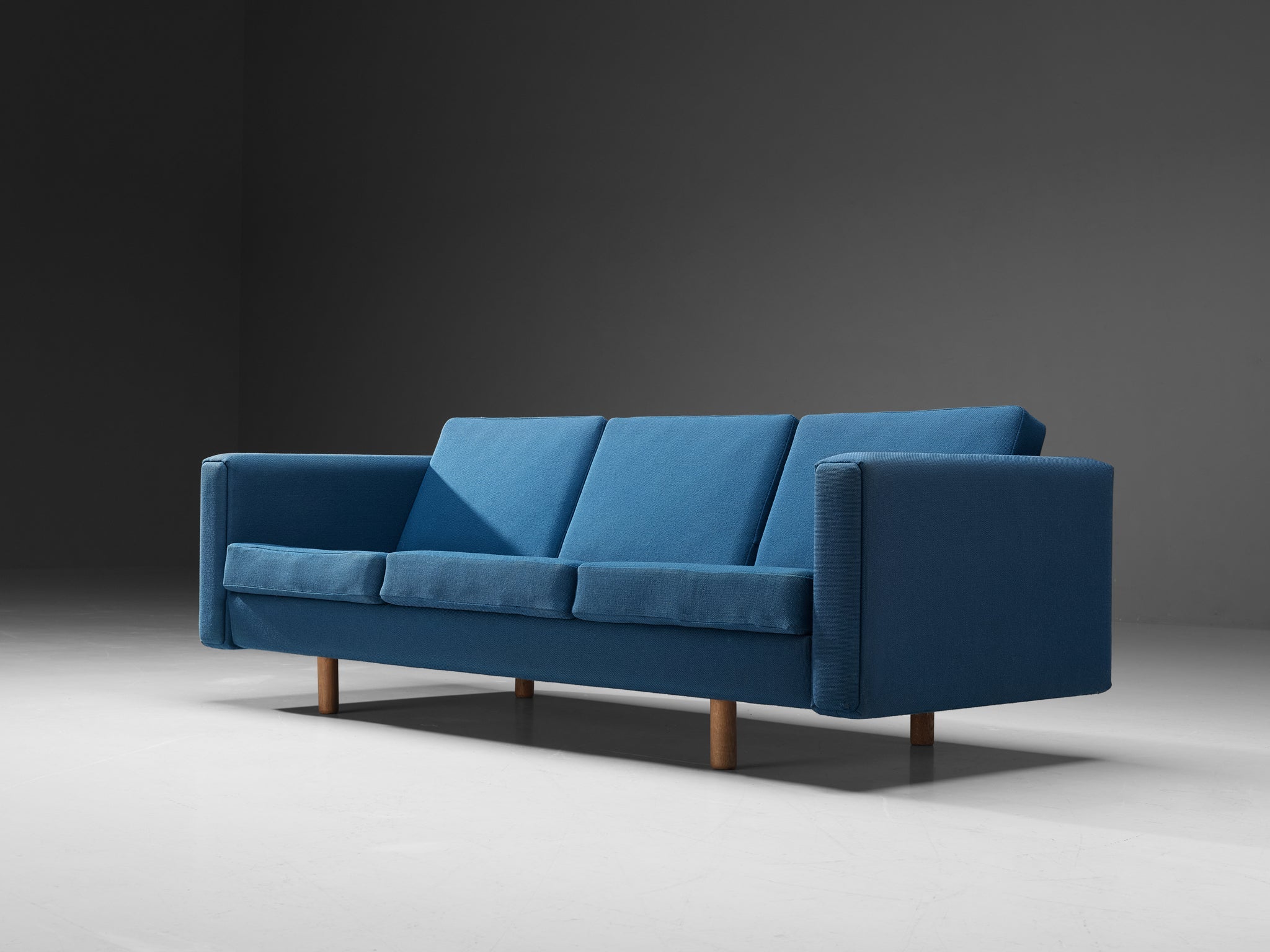Hans J. Wegner for GETAMA Sofa in Oak and Blue Upholstery seating Morentz