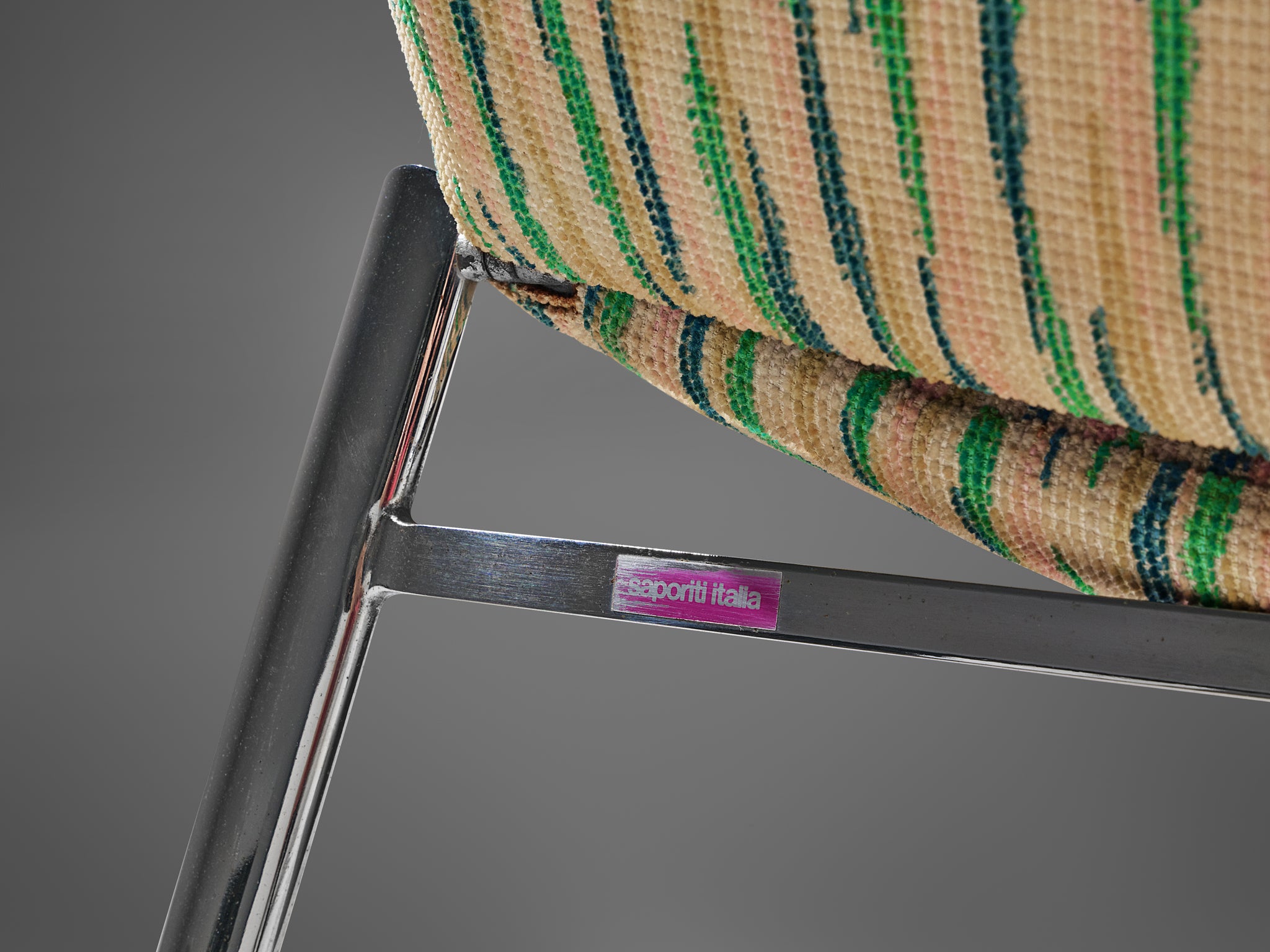 Giovanni Offredi for Saporiti Chaise Longues in Vibrant Upholstery Seating Morentz