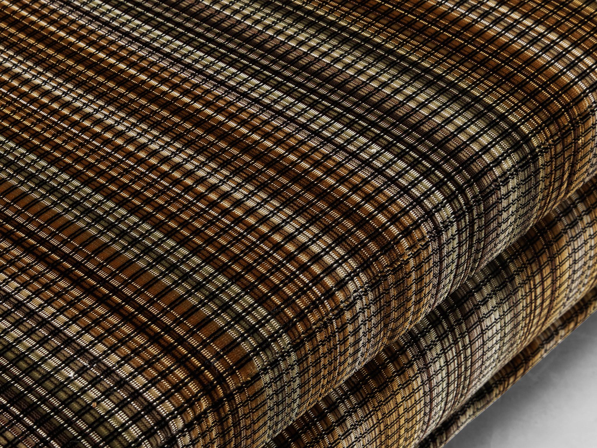 Howard Keith Grand 'Diplomat' Sofa seating Morentz