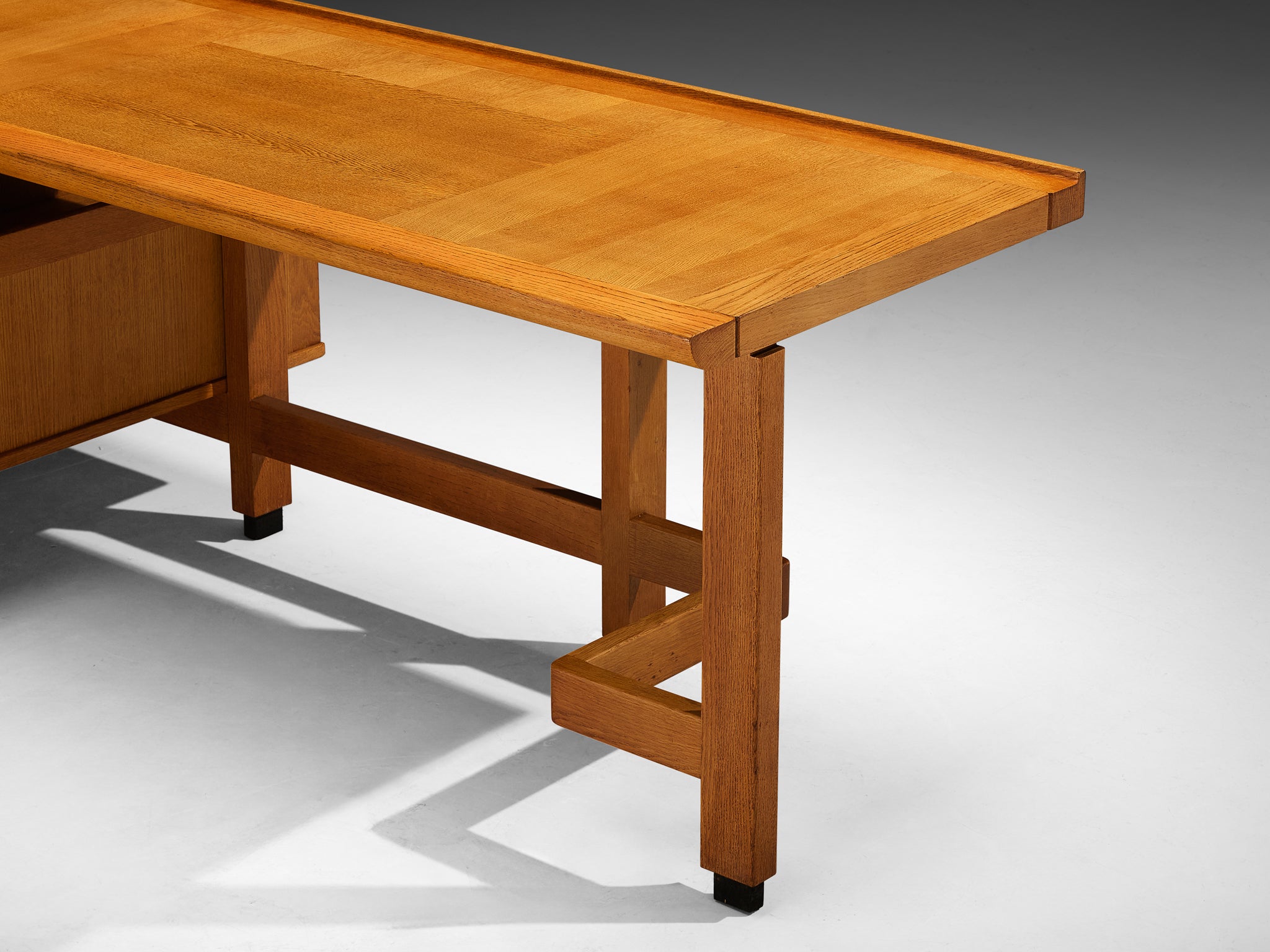 Guillerme & Chambron Desk with Return in Blonde Solid Oak Tables Morentz