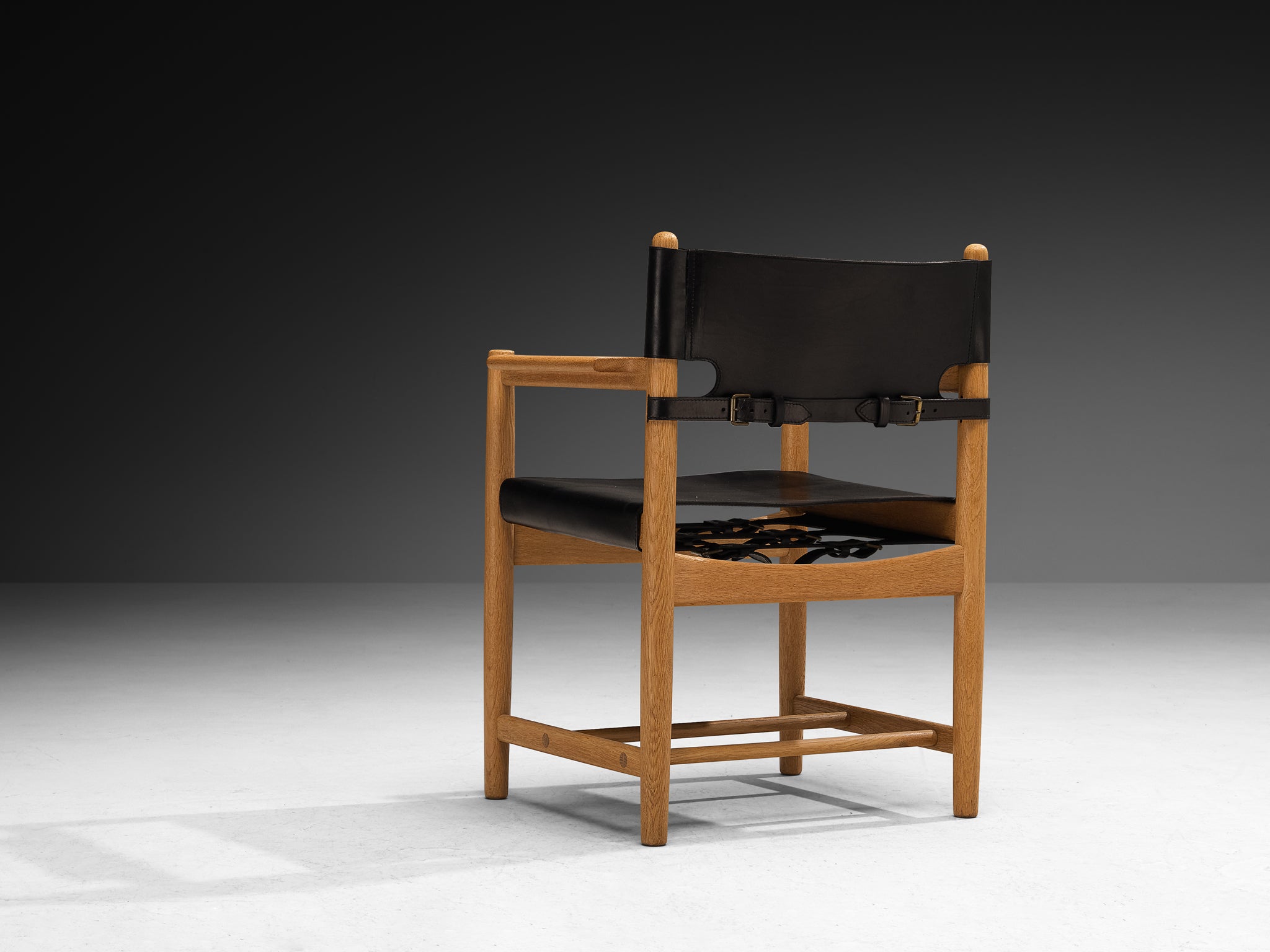 Børge Mogensen for Fredericia Stolefabrik Set of 'Spanish' Dining Chairs in Oak and Black Leather Seating Morentz