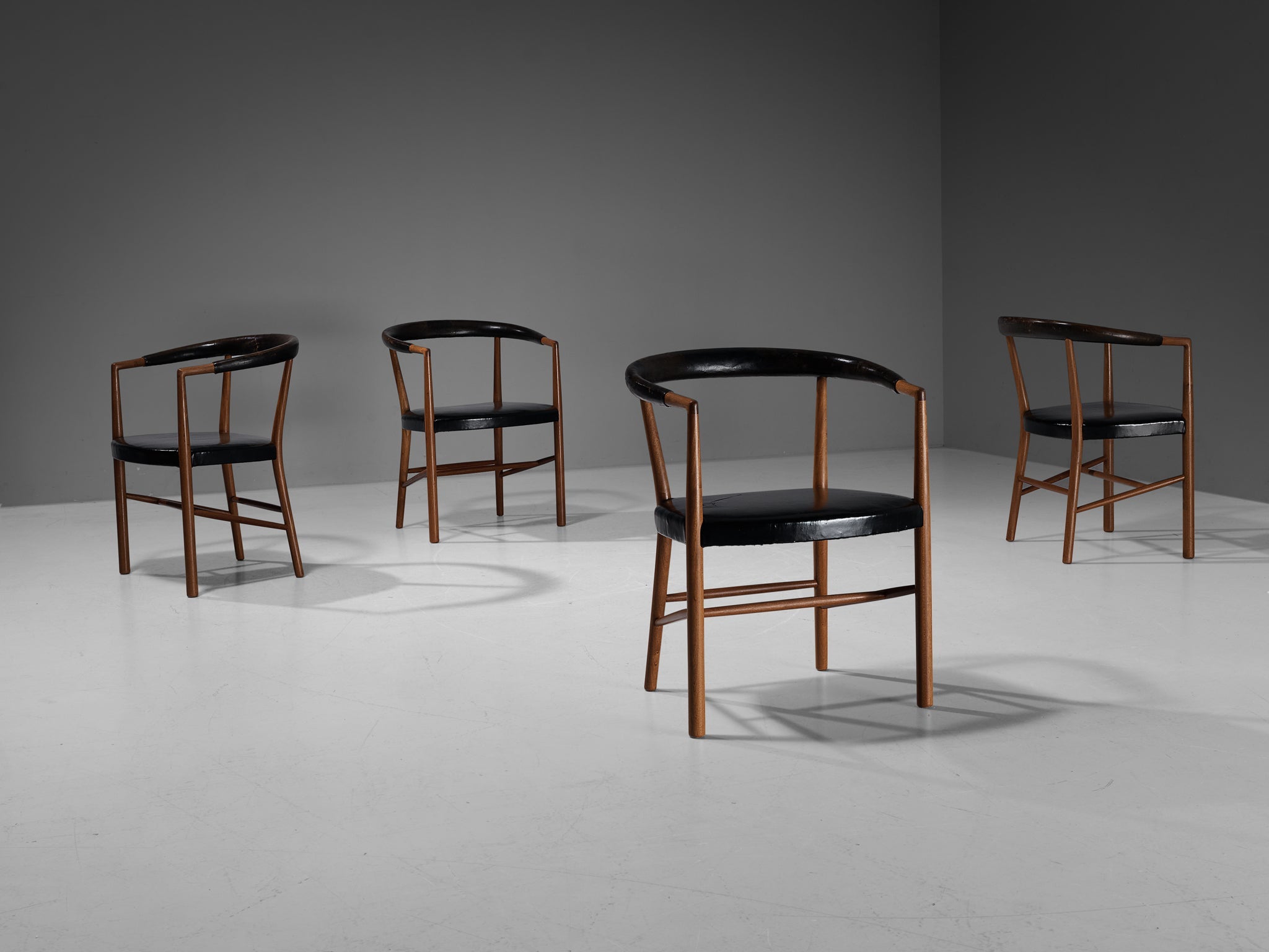 Jacob Kjær 'UN' Set of Four Armchairs with Original Leather seating Morentz