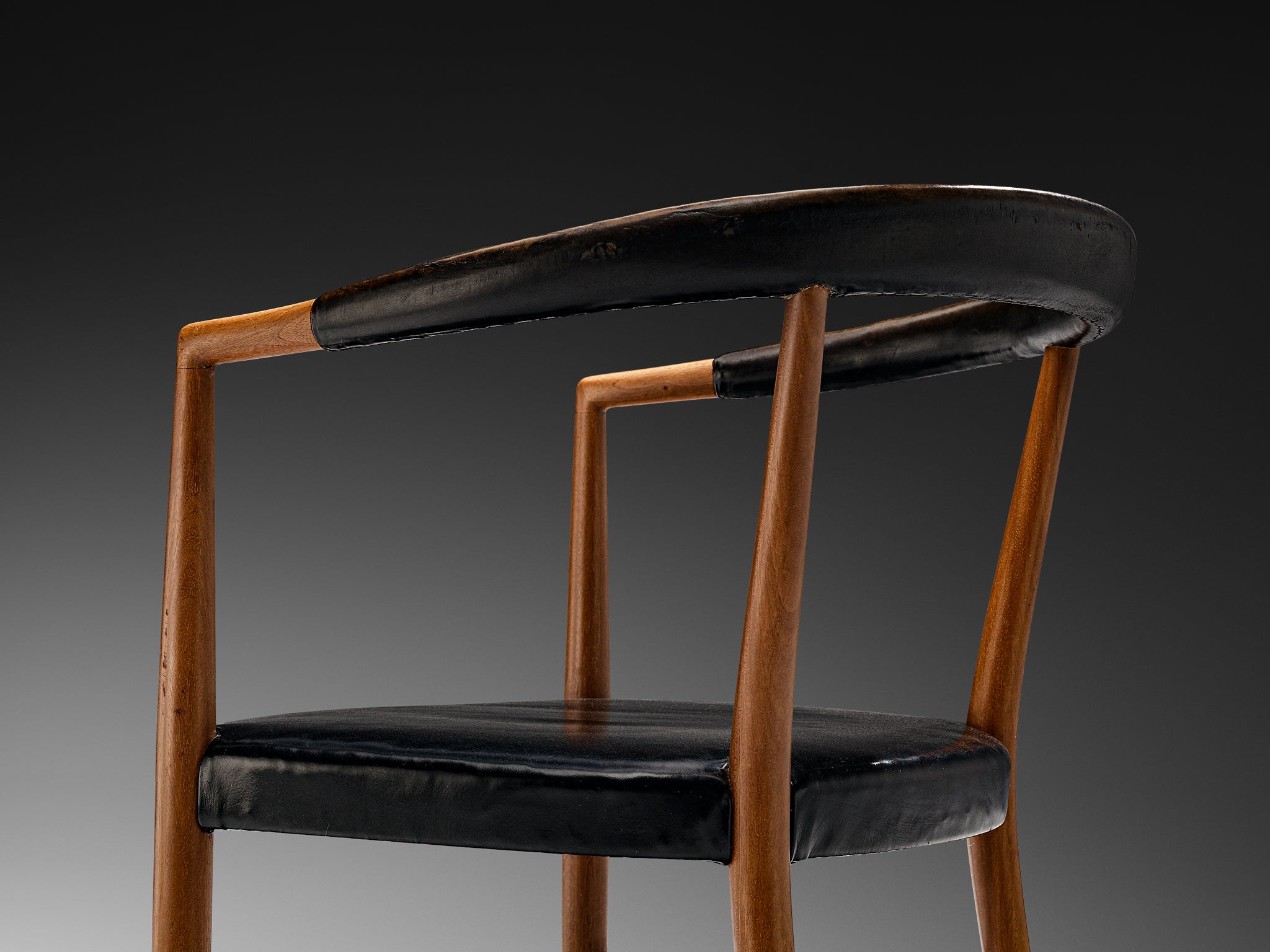 Jacob Kjær 'UN' Armchairs with Original Leather in Mahogany Seating Morentz