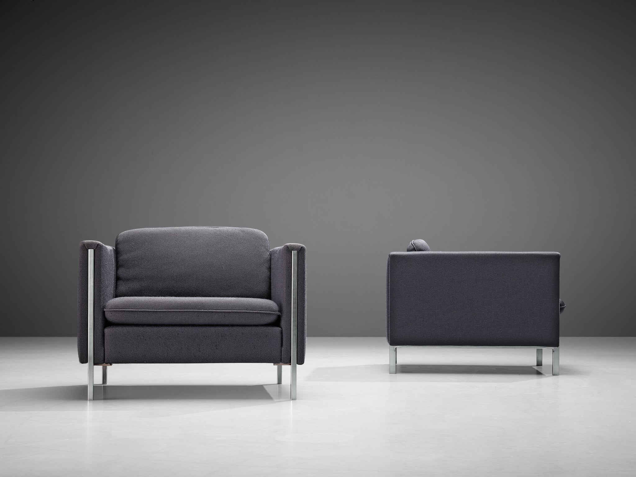 Pierre Paulin for Artifort Pair of Lounge Chairs Seating Morentz