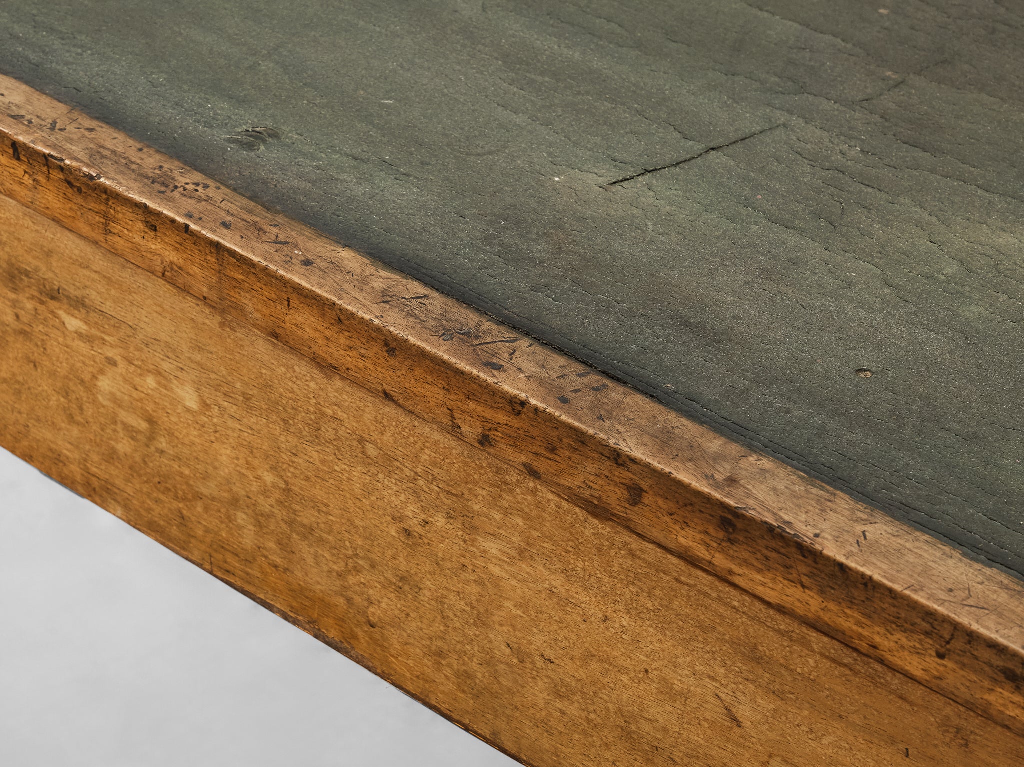 Rationalist 1930s Large Italian Table in Walnut and Linoleum Tables Morentz