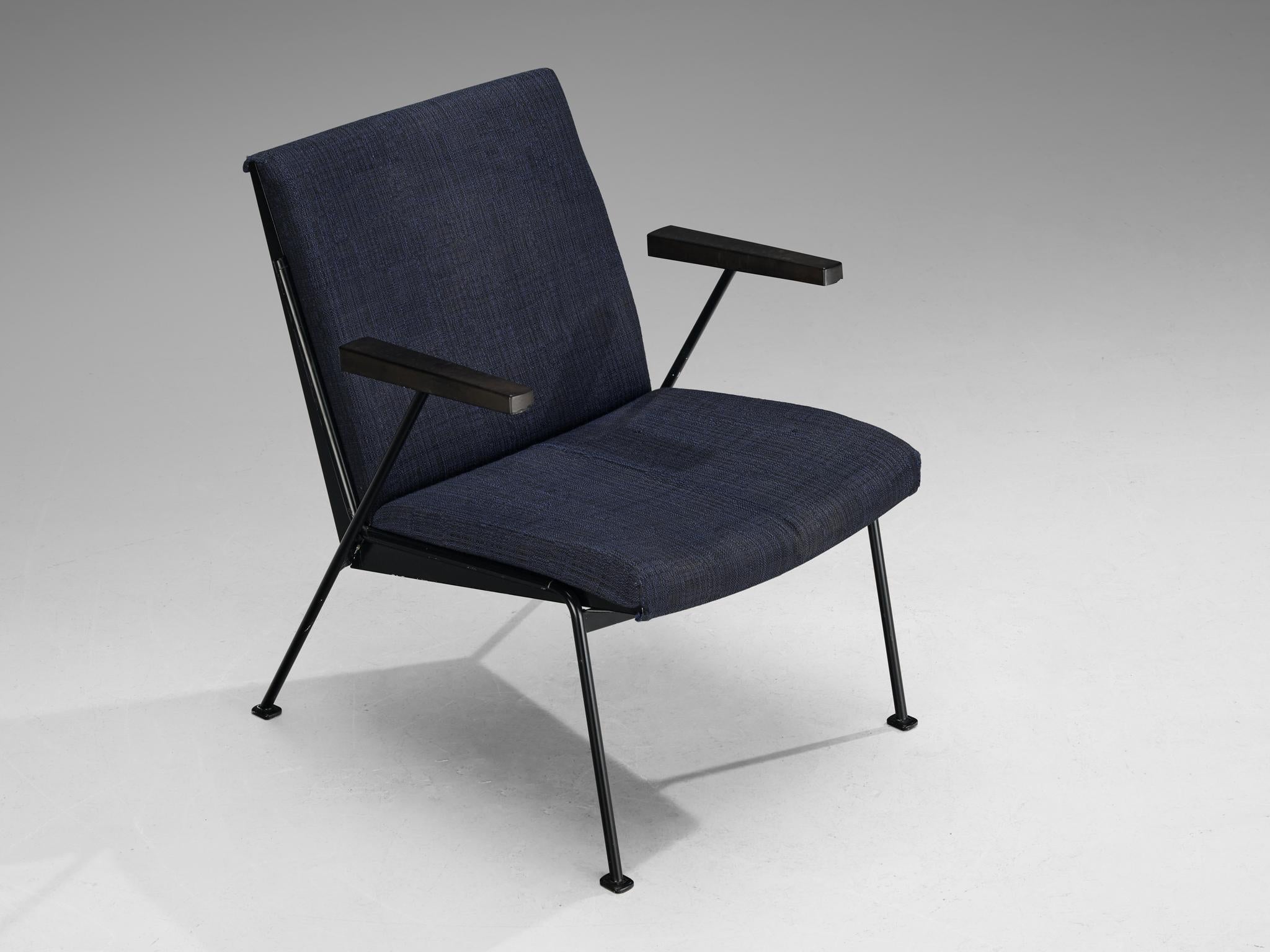 Wim Rietveld for Ahrend De Cirkel 'Oase' Lounge Chair in Blue Upholstery