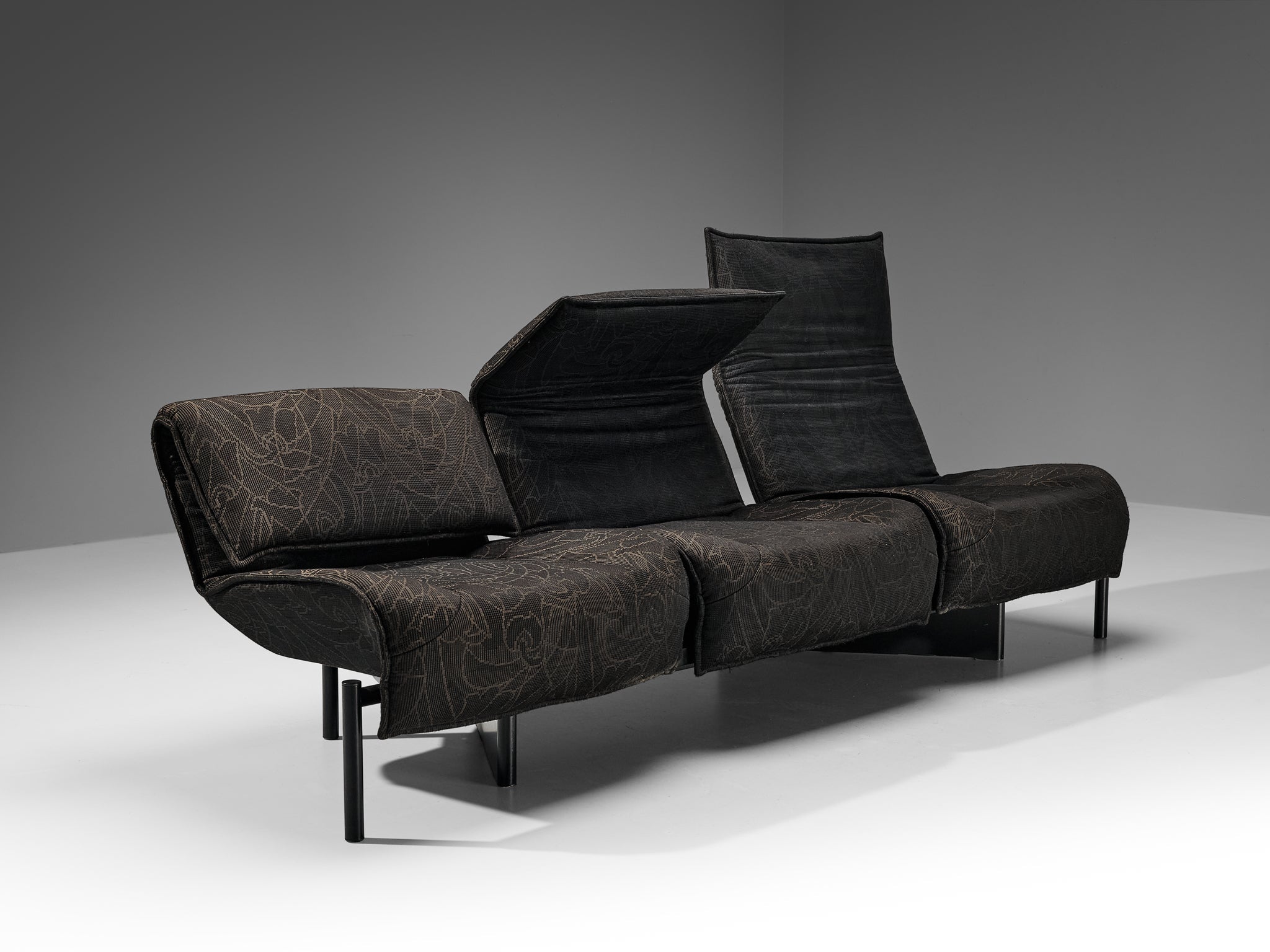 Vigo Magistretti for Cassina 'Veranda' Sofa in Dark Grey Upholstery seating Morentz