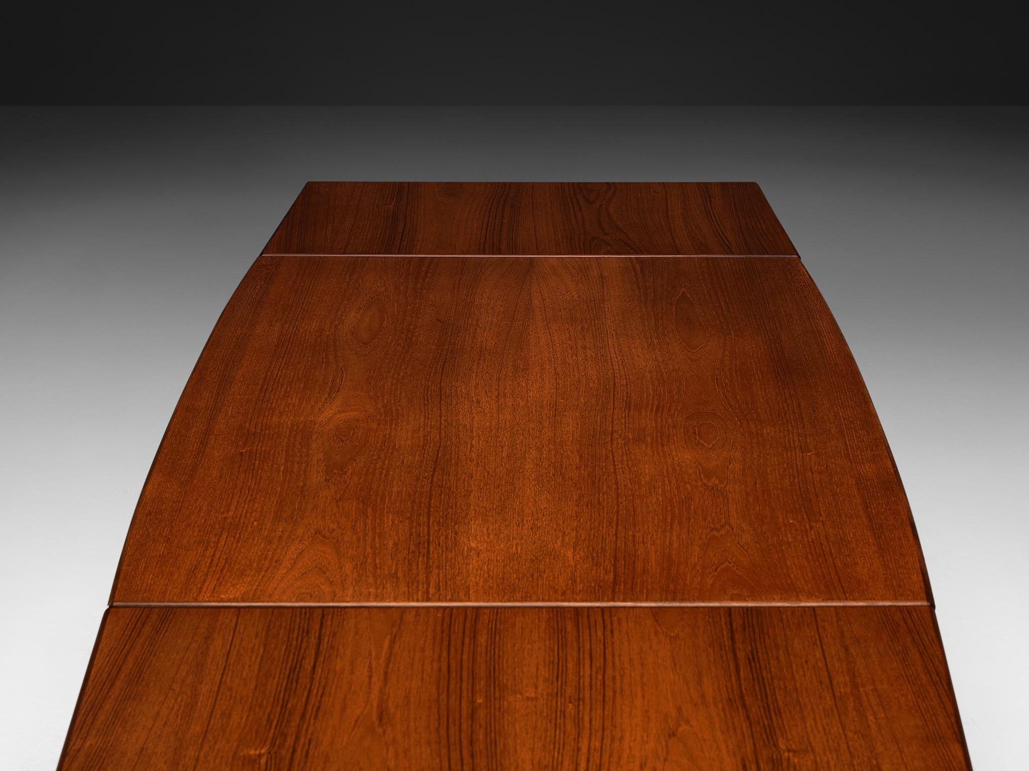 Børge Mogensen for Søborg Møbelfabrik Extendable Dining Table in Teak tables Morentz