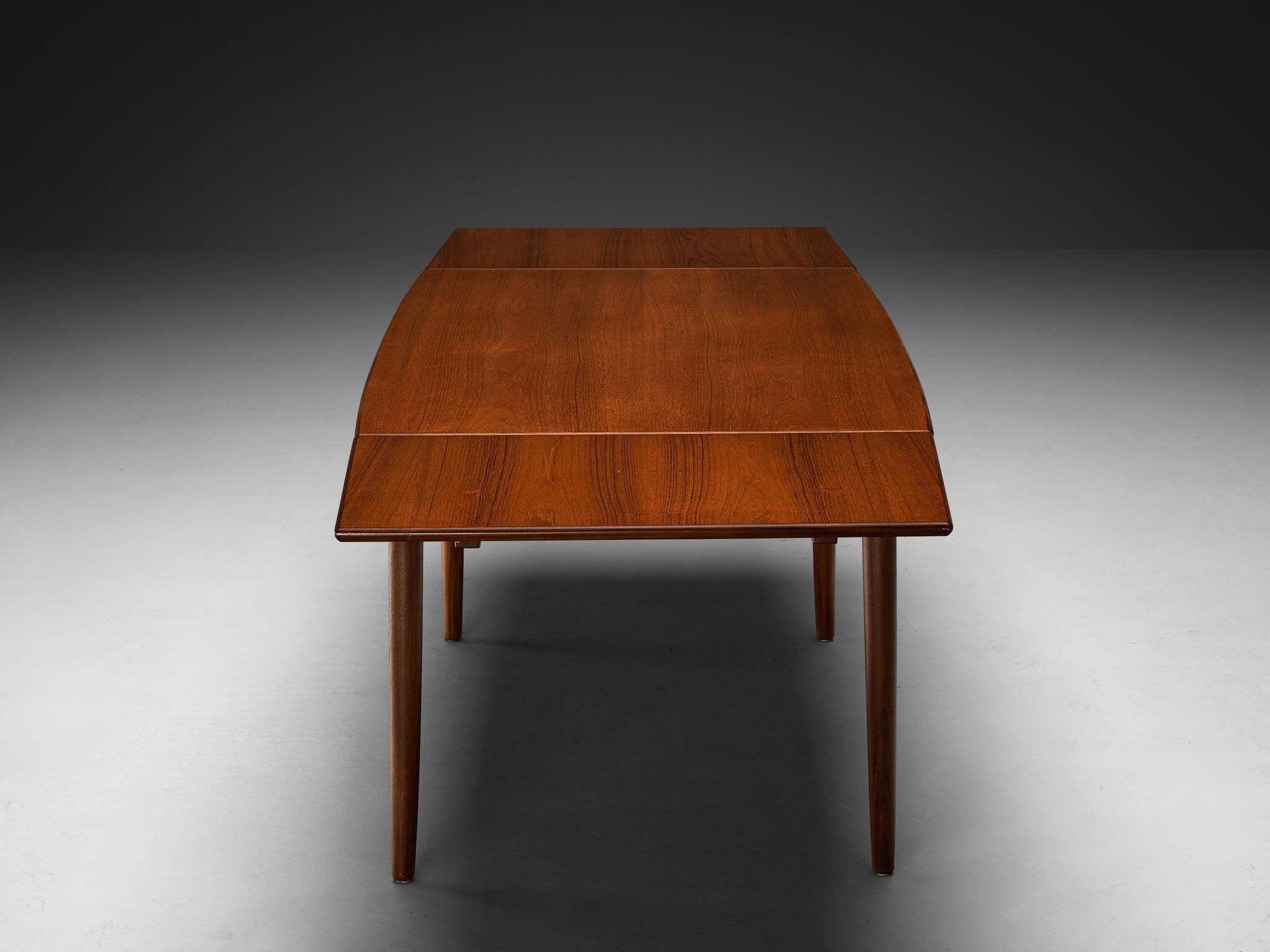 Børge Mogensen for Søborg Møbelfabrik Extendable Dining Table in Teak tables Morentz