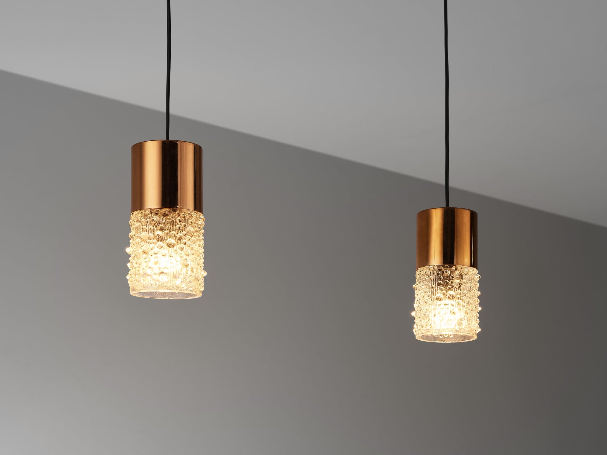 Small Pendants in Copper and Moulded Glass lighting Morentz