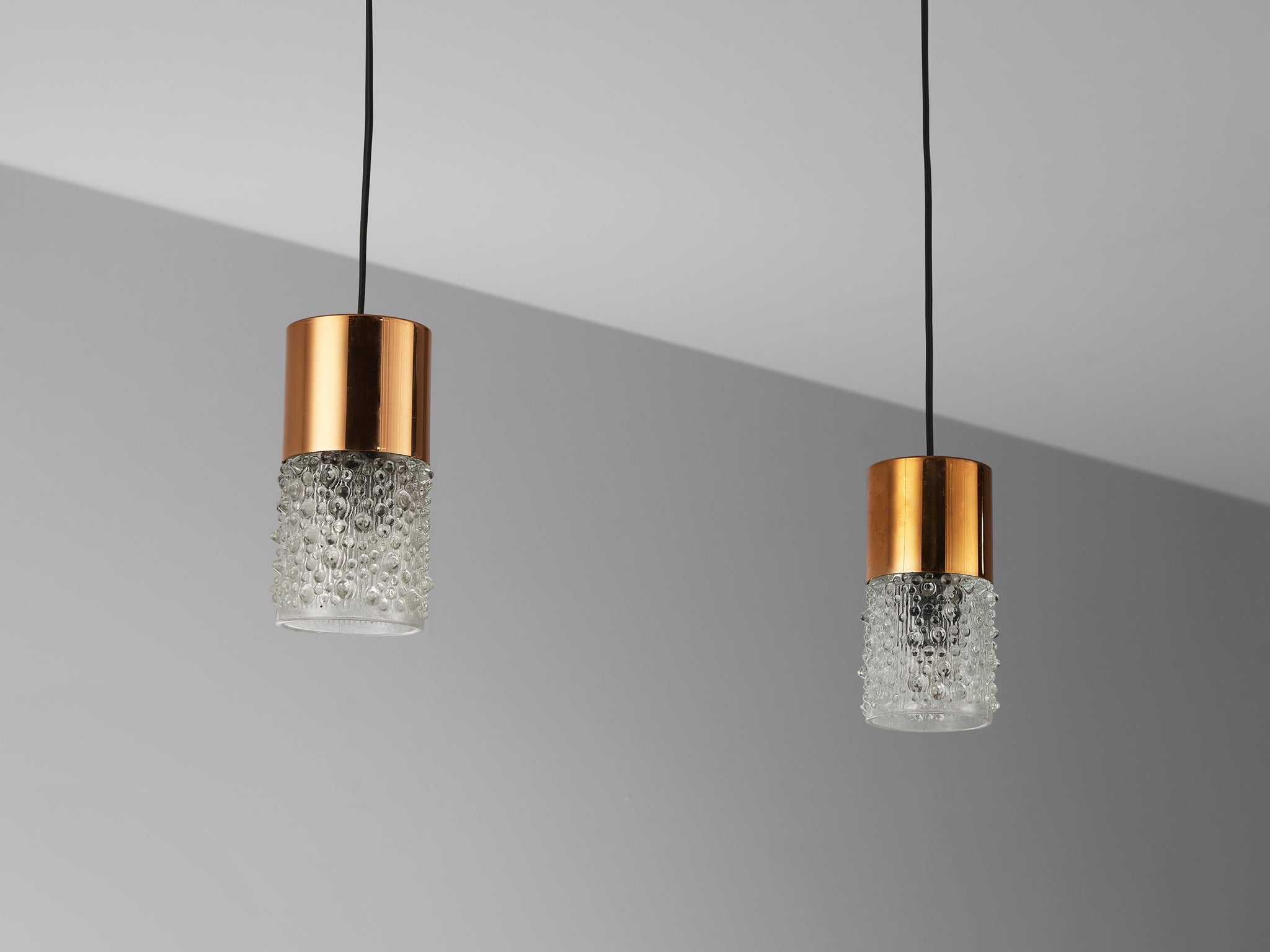 Small Pendants in Copper and Moulded Glass lighting Morentz