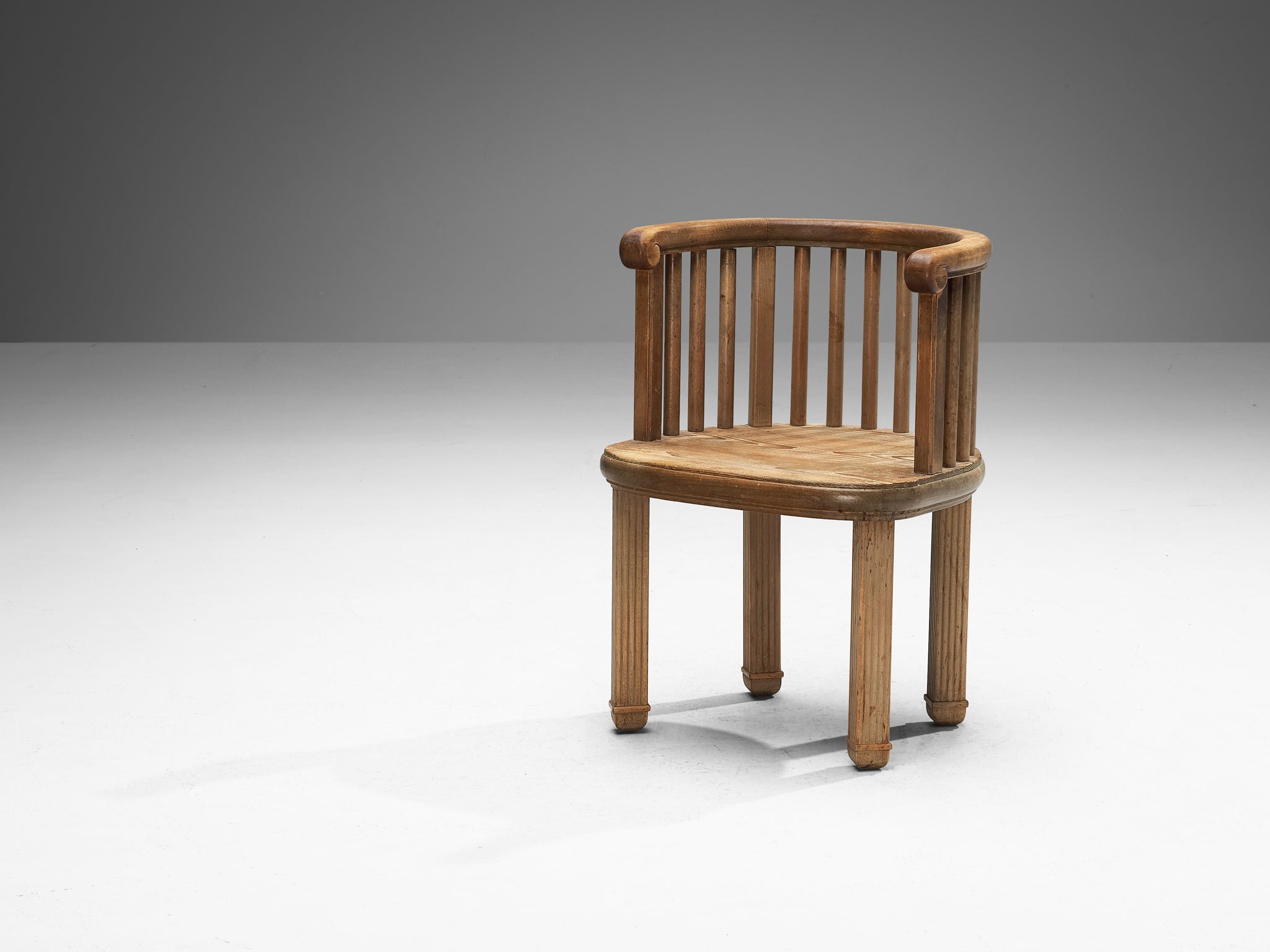 Elegant French Dining Chairs in Pine seating Morentz