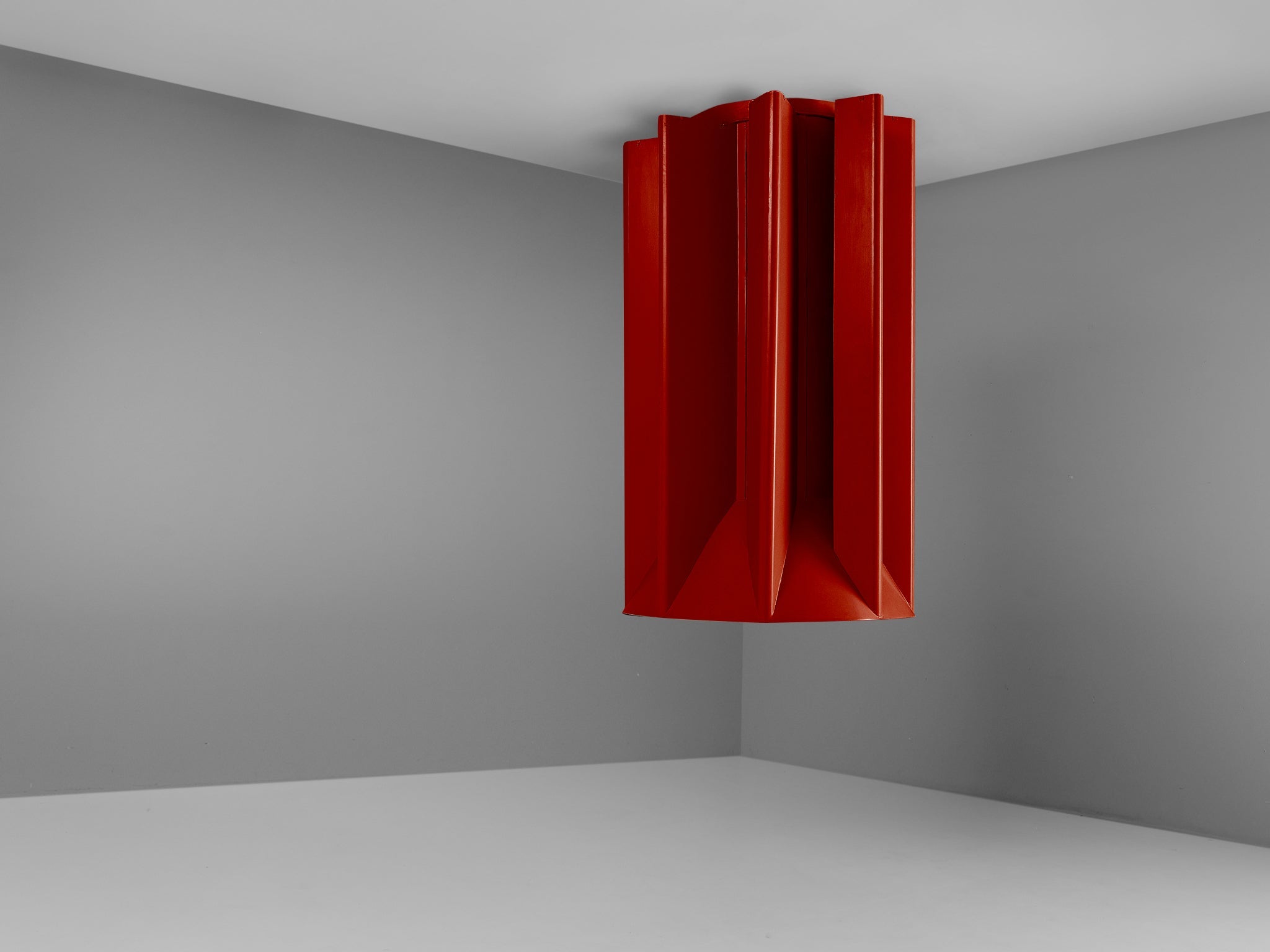 Sculptural Chimney in Burgundy Red Steel with Integrated Lights uncategorized Morentz