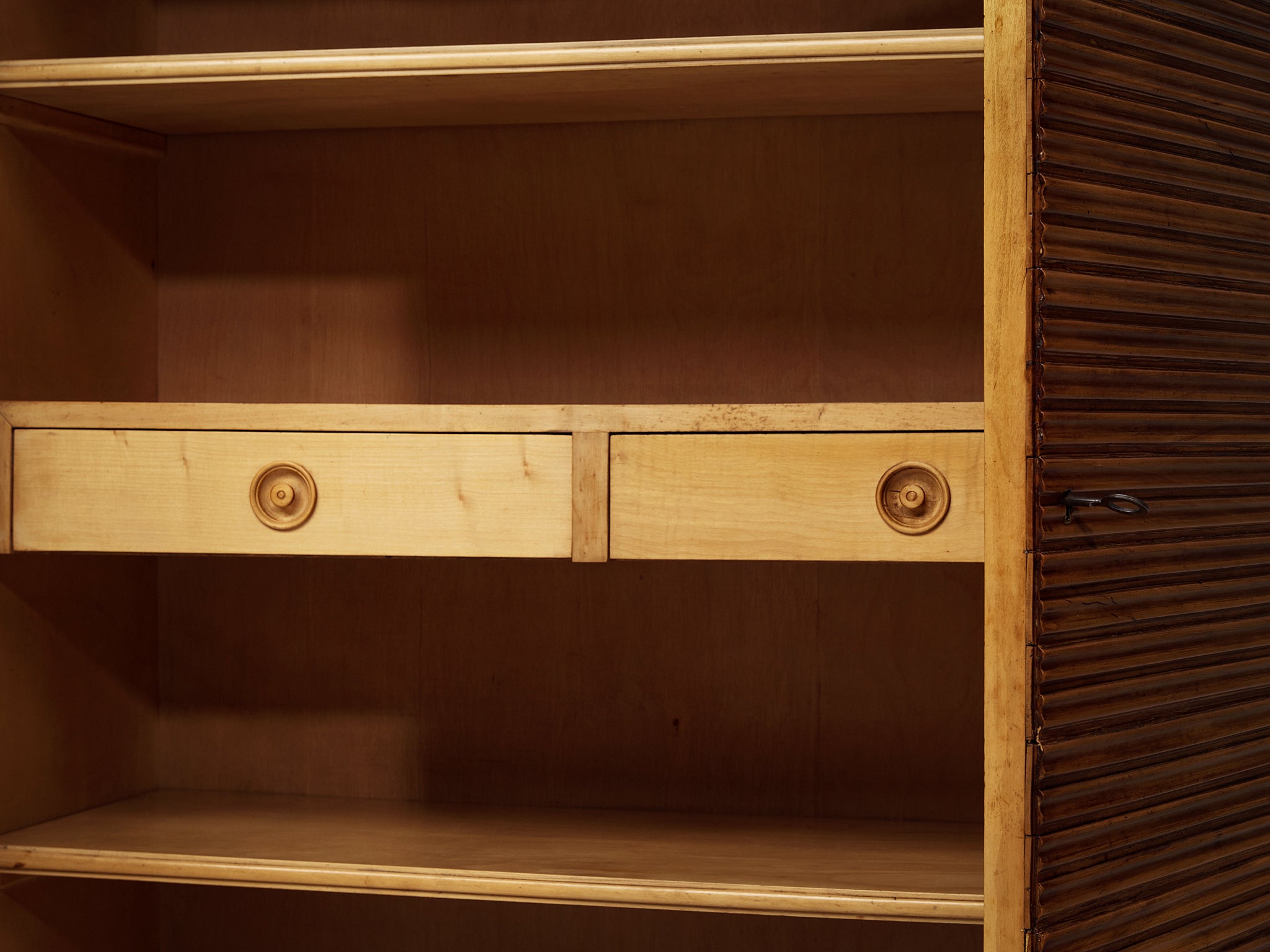 Osvaldo Borsani for Arredamenti Borsani Varedo Highboard in Cherry Case pieces and storage cabinets Morentz