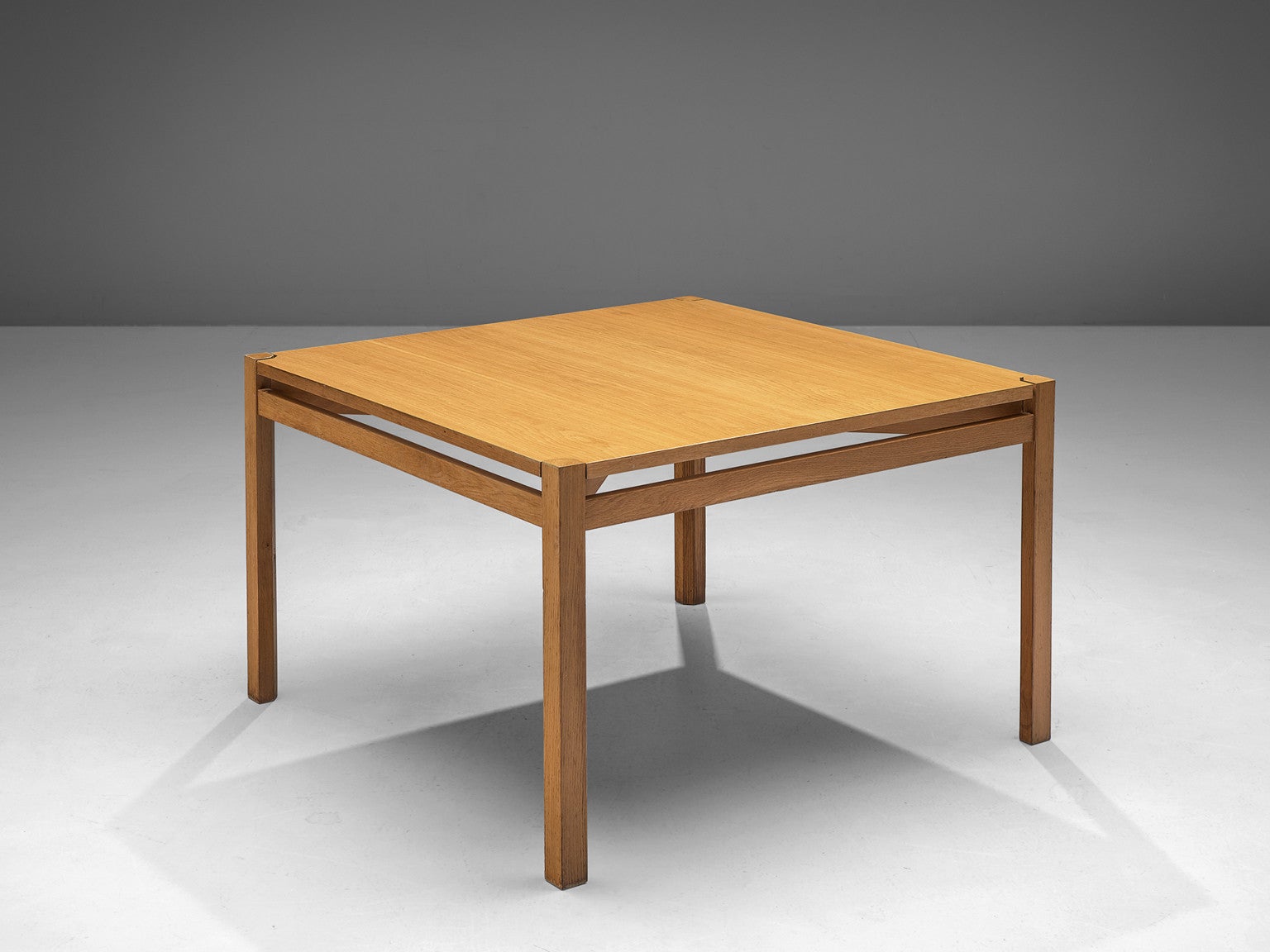 Jordi Casablanca Muntañola Dining Table in Solid Oak tables Morentz