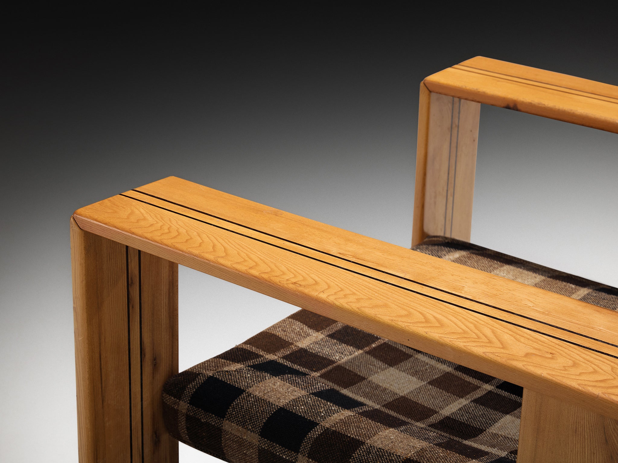 Afra & Tobia Scarpa Pair of 'Artona' Lounge Chairs in Elm and Checkered Fabric Seating Morentz