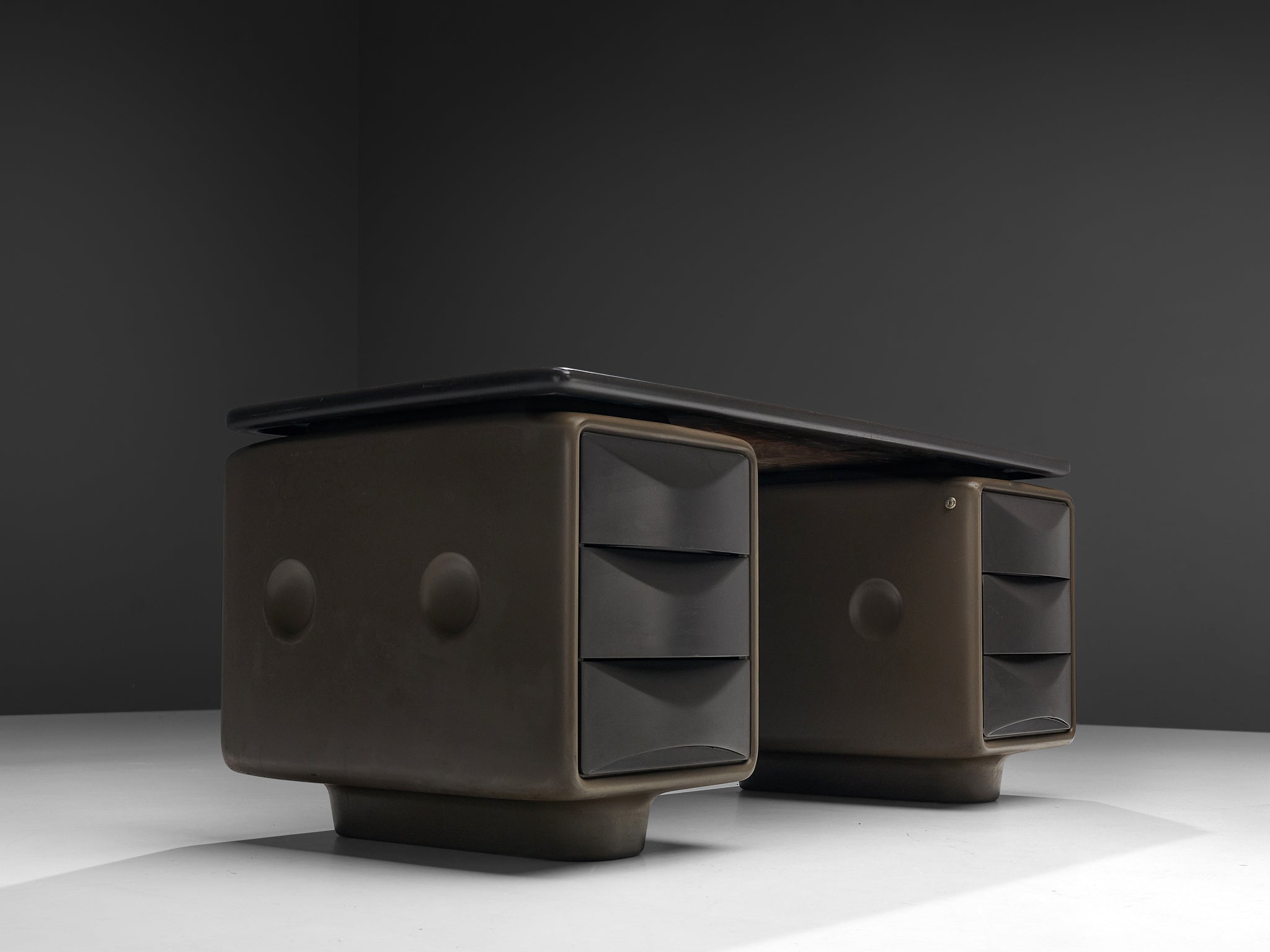 Original ‘Igl’ Ernest Hofmann for Werndl Free-Standing Desk 'Igl-Jet' in Polyurethane Tables Morentz