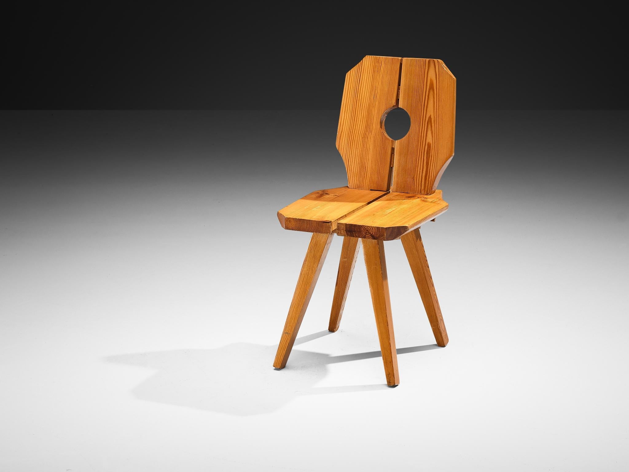 Sculpted Dining Chair in Solid Pine seating Morentz