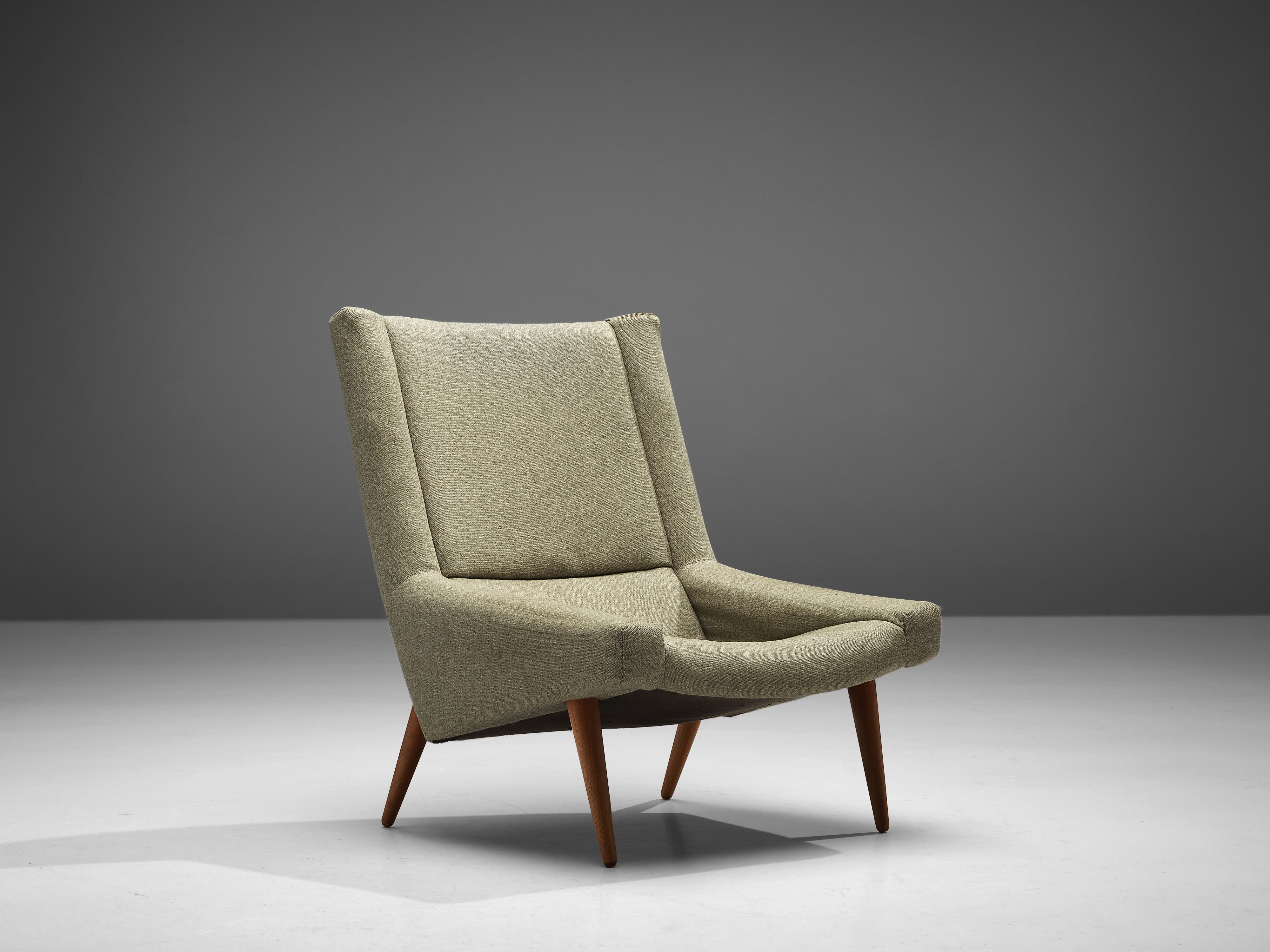 Illum Wikkelsø Lounge Chair in Green Upholstery seating Morentz