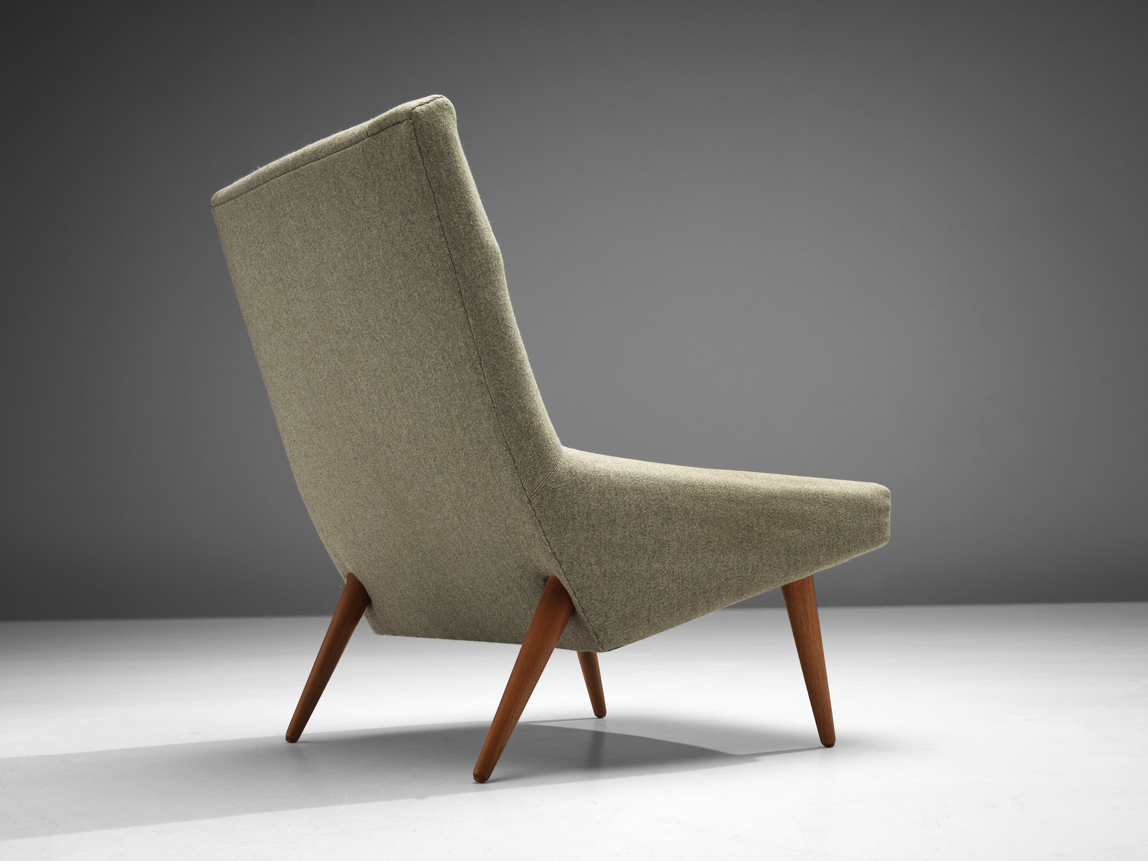 Illum Wikkelsø Lounge Chair in Green Upholstery seating Morentz