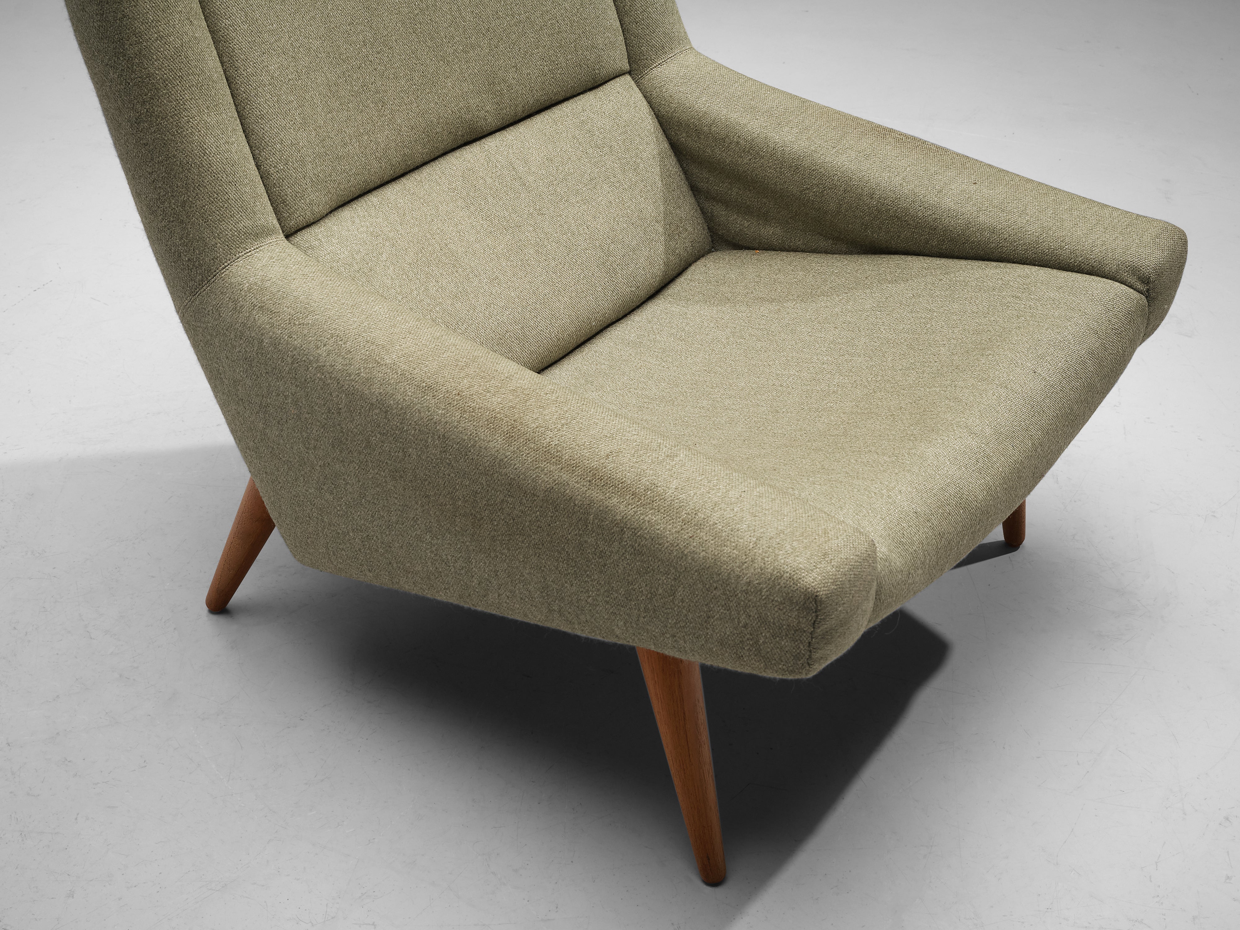 Illum Wikkelsø Lounge Chair in Green Upholstery seating Morentz