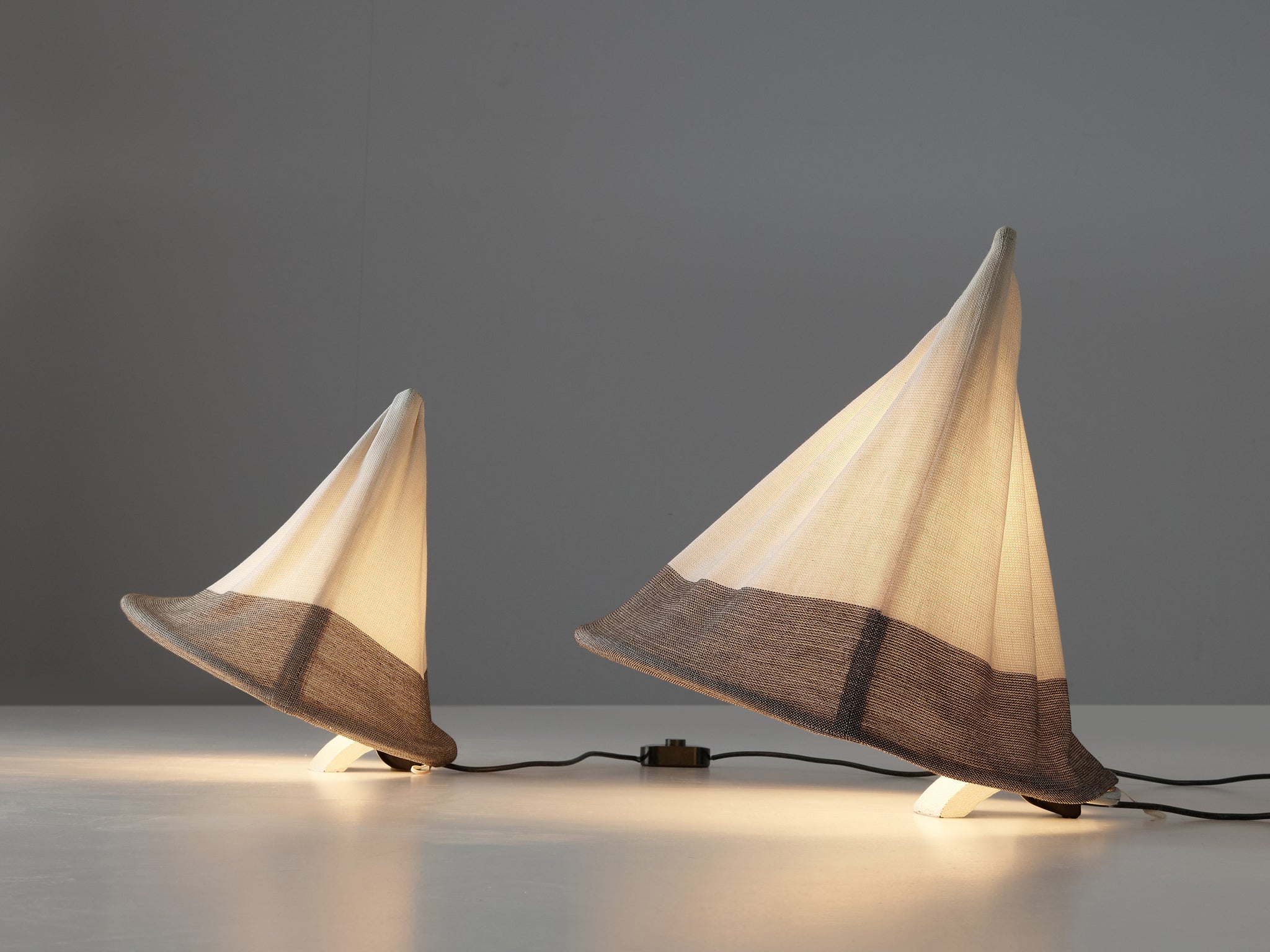 Mario Bellini for Artemide Table or Floor Lamps 'Circo' in Off-White Canvas Lighting Morentz
