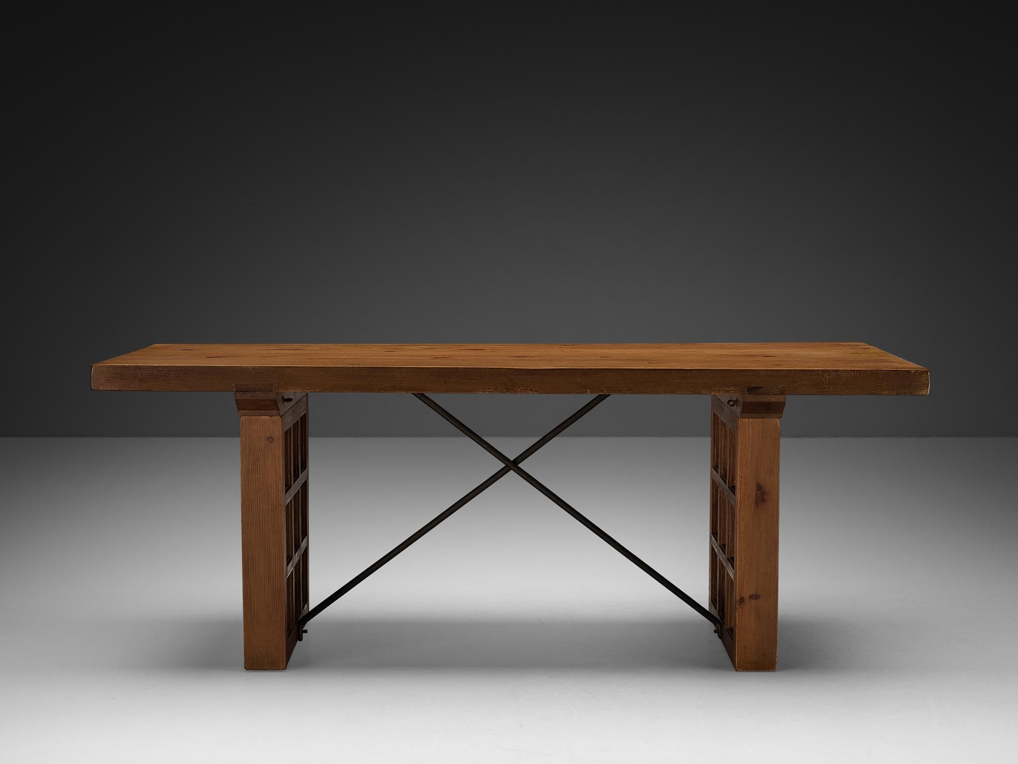 Biosca Dining Table in Stained Pine tables Morentz