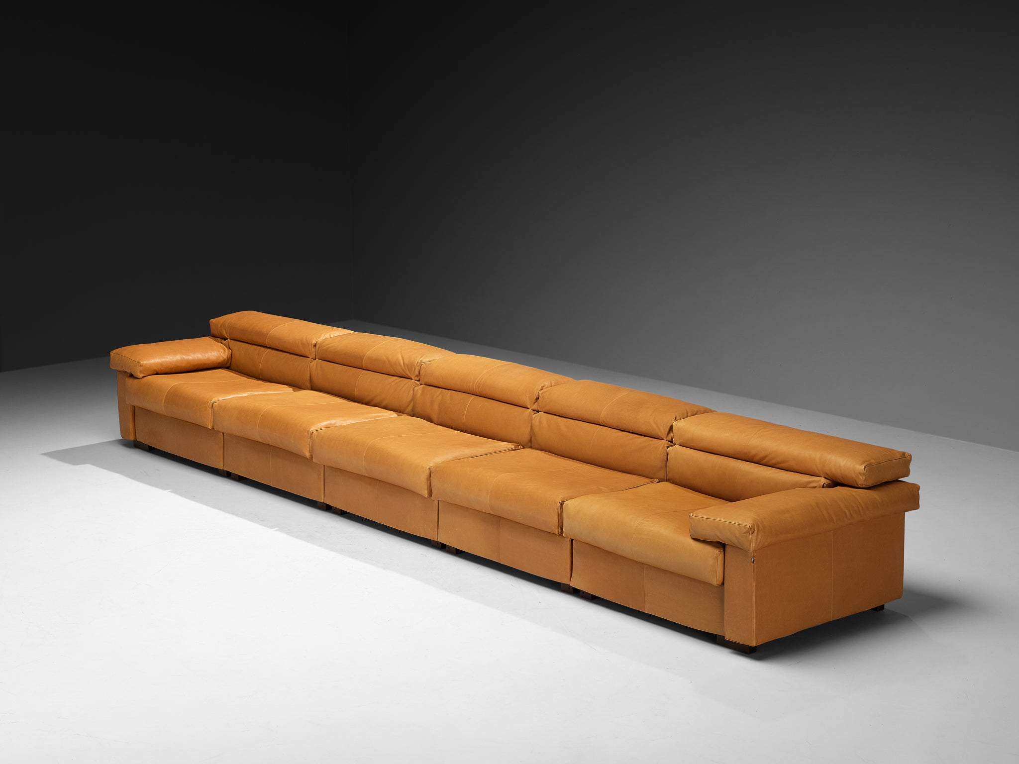 Afra & Tobia Scarpa for B&B Italia Sectional 'Erasmo' Sofa in Camel Leather Seating Morentz
