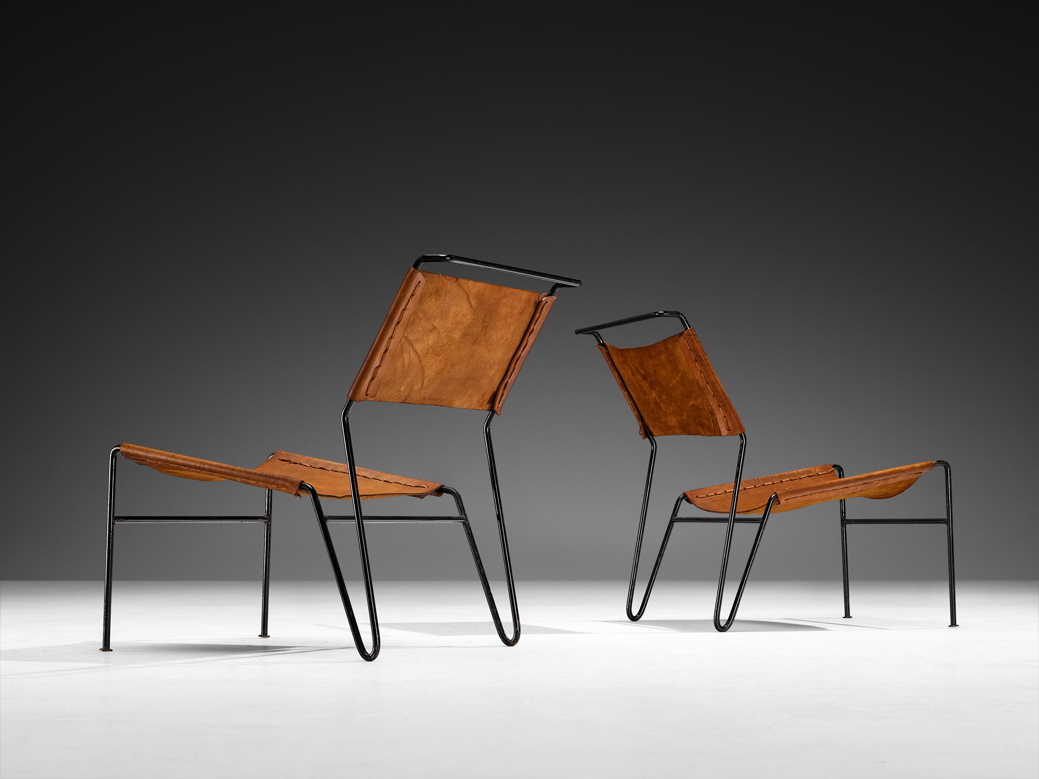 A. Dolleman for Metz & Co Pair of Modernist Easy Chairs in Brown Leather Seating Morentz
