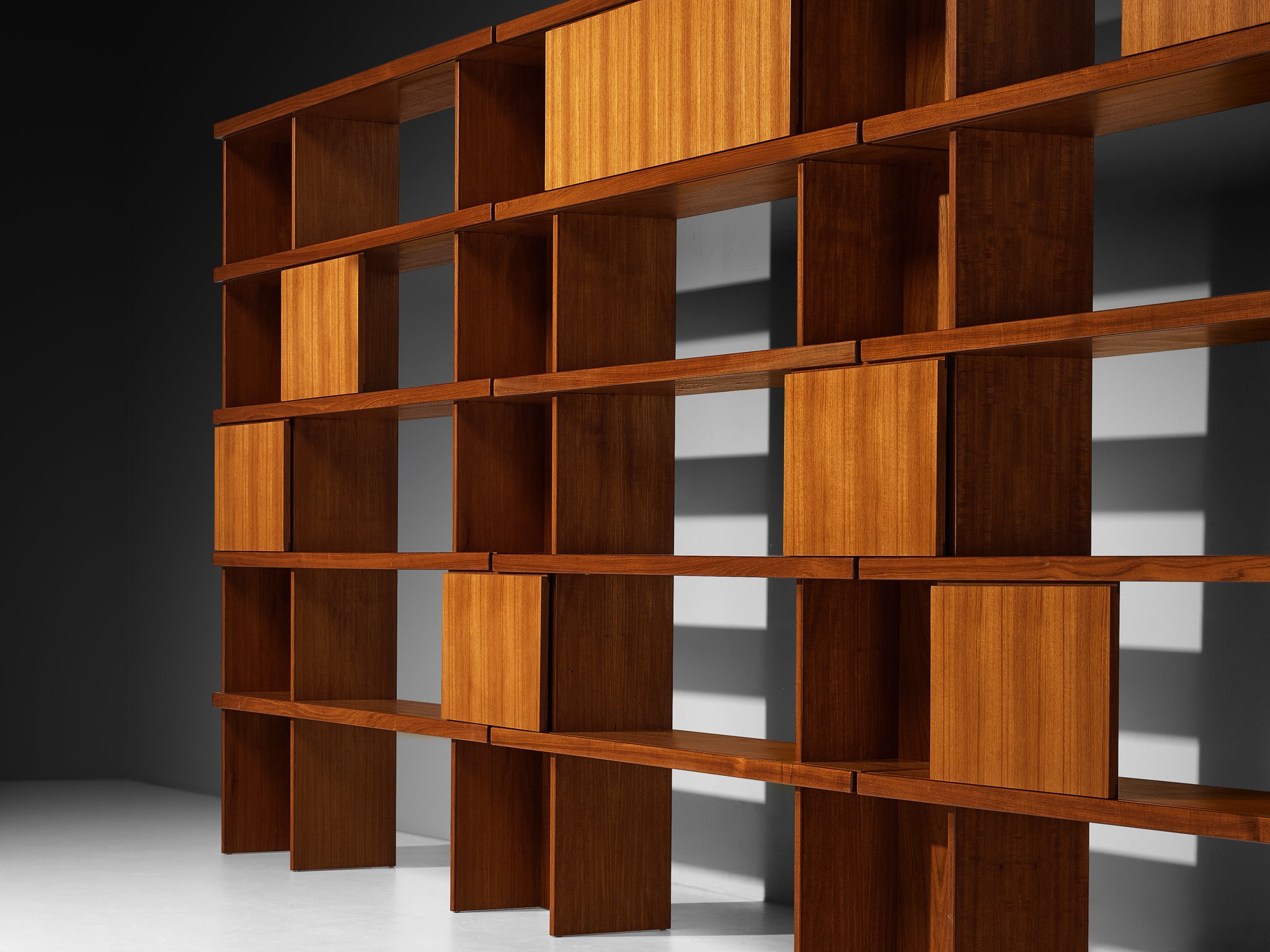 Ilmari Tapiovaara for La Permanente Mobili Cantù Bookcase in Teak and Walnut Case pieces and storage cabinets Morentz