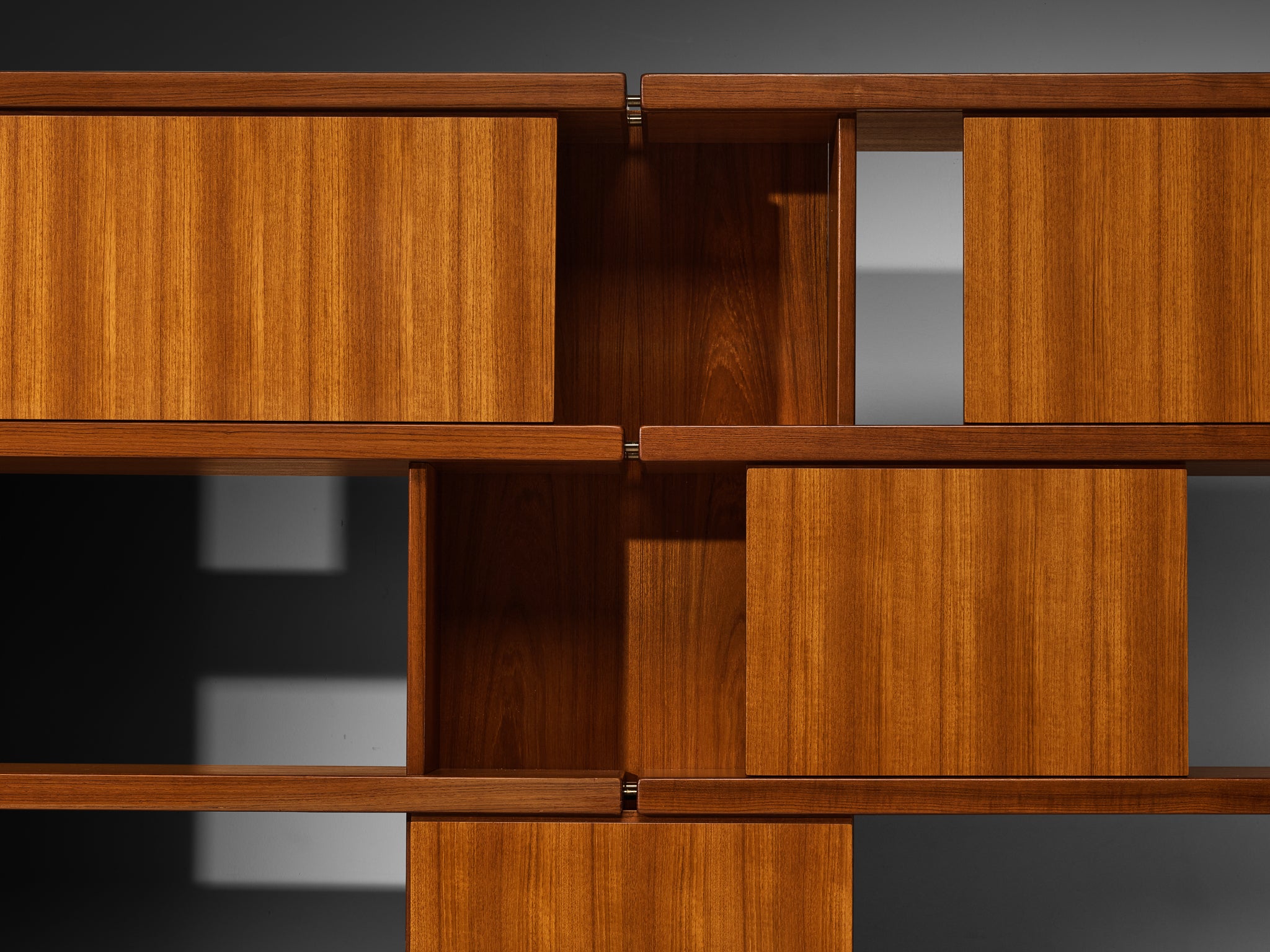 Ilmari Tapiovaara for La Permanente Mobili Cantù Bookcase in Teak and Walnut Case pieces and storage cabinets Morentz