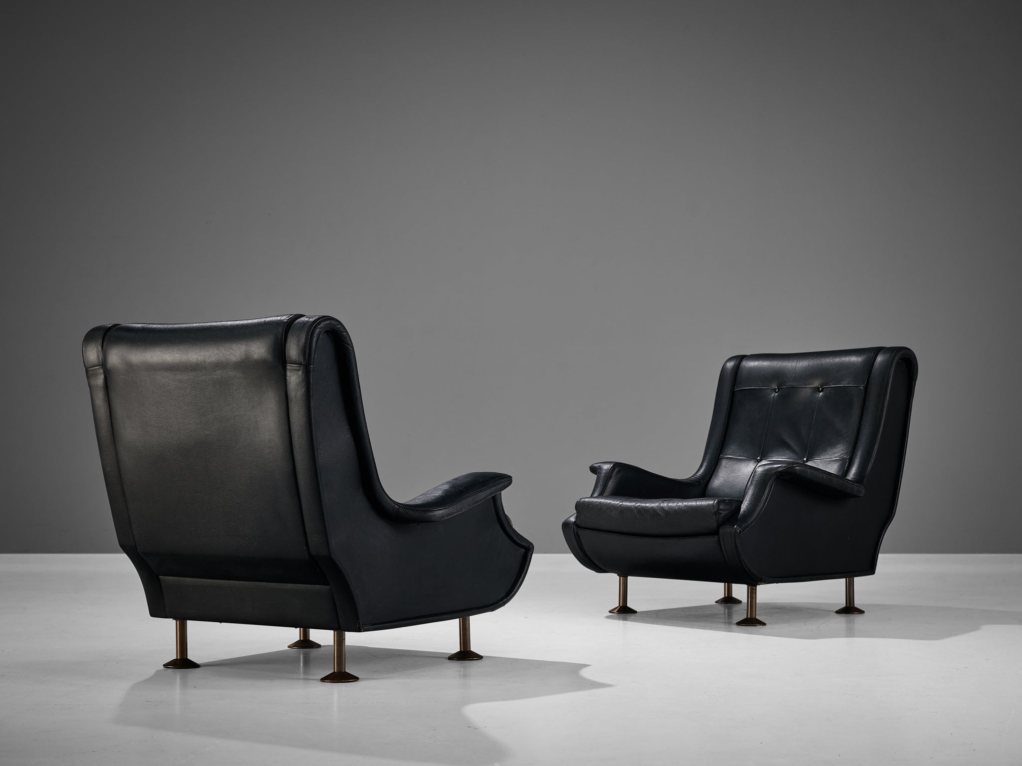 Marco Zanuso for Arflex Pair of Lounge Chairs in Black Leather seating Morentz