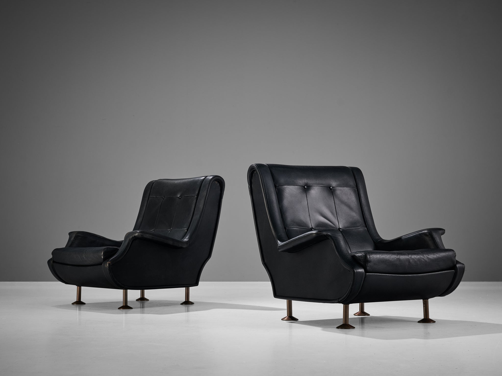 Marco Zanuso for Arflex Pair of Lounge Chairs in Black Leather seating Morentz