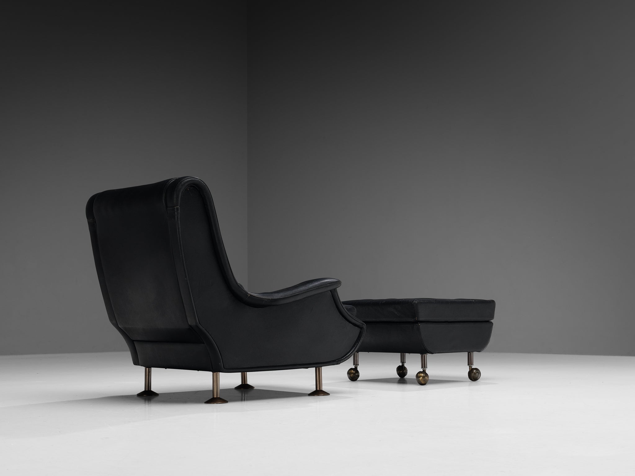 Marco Zanuso for Arflex 'Regent' Lounge Chair and Ottoman in Black Leather seating Morentz