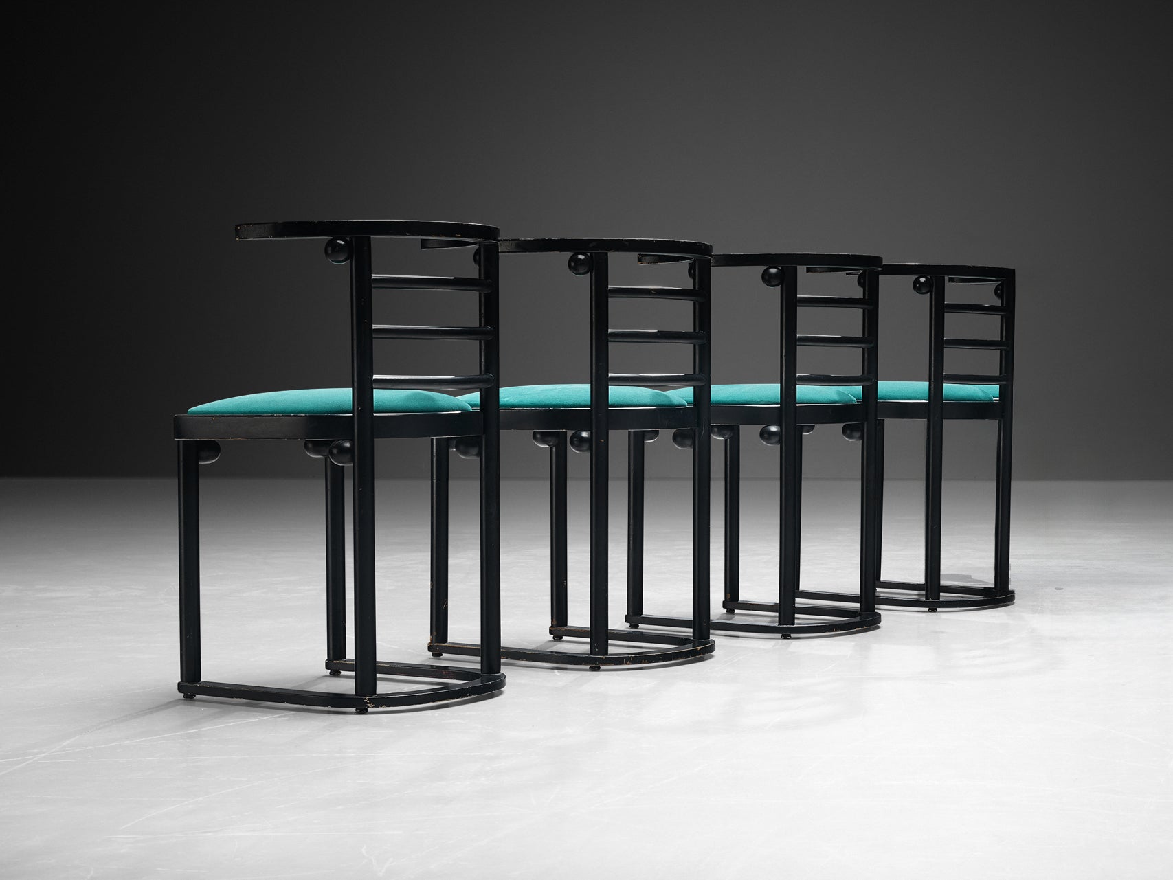 Set of Classic Dining Chairs in Vivid Green Upholstery Seating Morentz