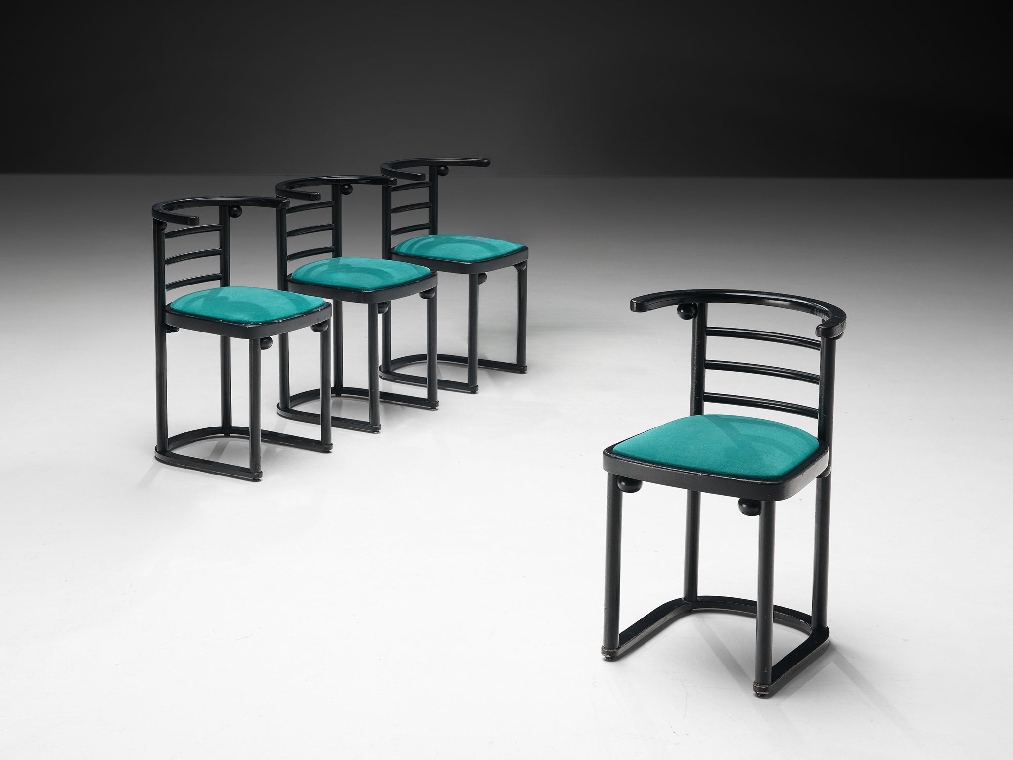 Set of Classic Dining Chairs in Vivid Green Upholstery Seating Morentz
