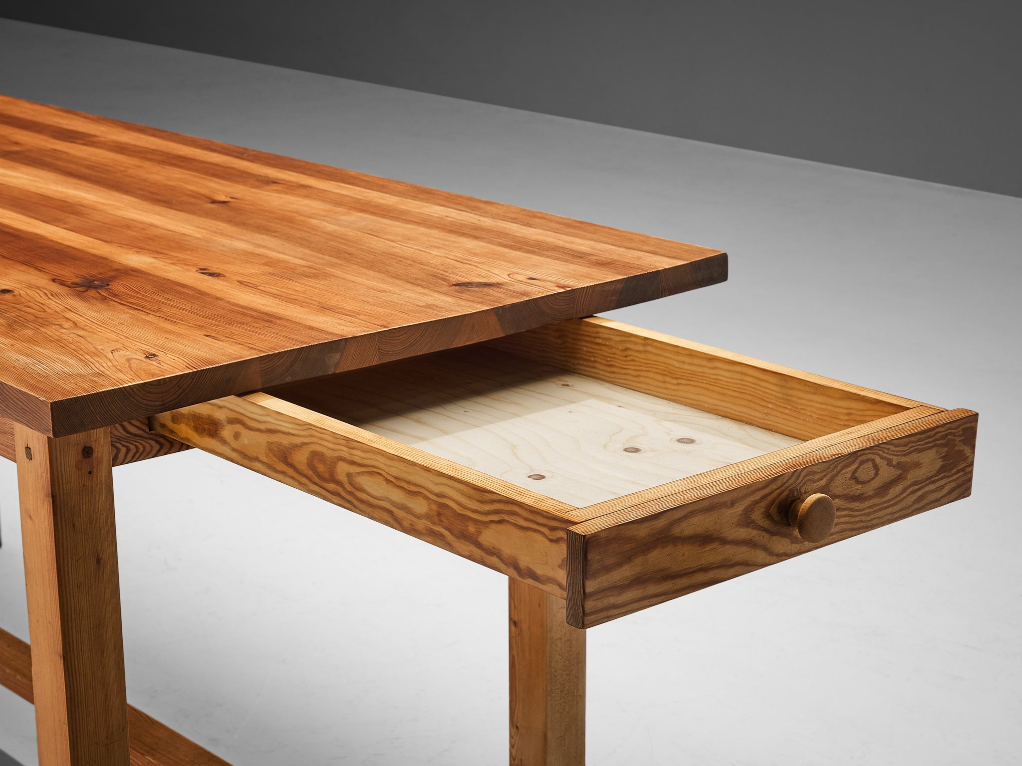 French Writing Desk in Solid Pine tables Morentz