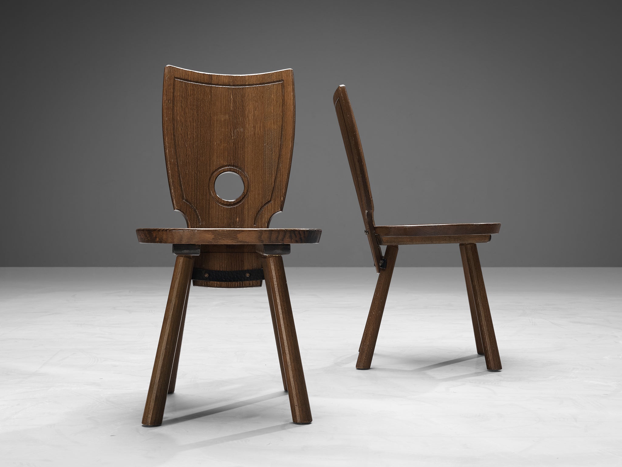 Rustic French Set of Eight Dining Chairs in Solid Oak and Iron Seating Morentz