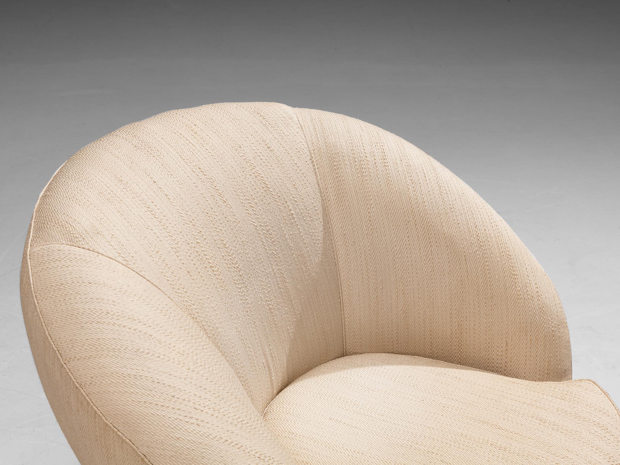 1950s Mid-Century Modern Italian Lounge Chair in Off-White Fabric & Wood seating Morentz