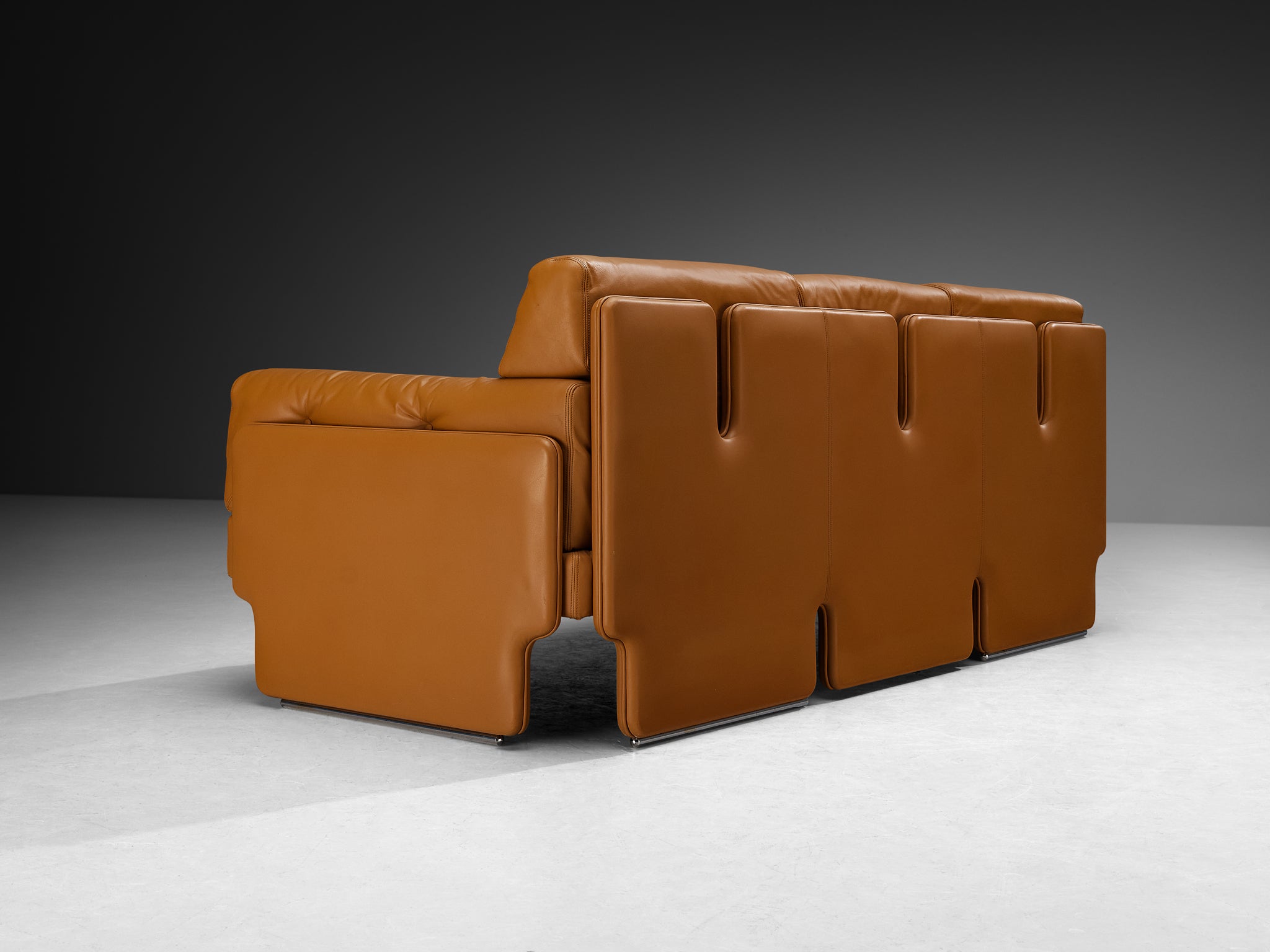 Italian Post-Modern Sculptural Sofa in Cognac Leather