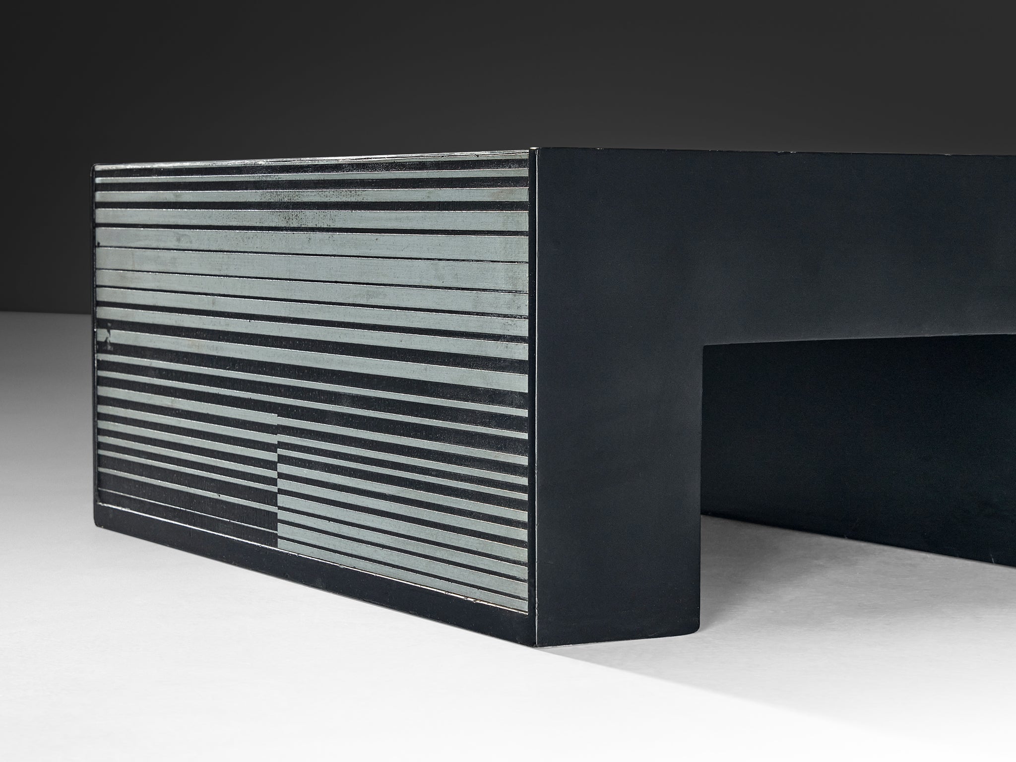 Nerone & Patuzzi for Gruppo NP2 Pair of Coffee Tables in Zinc Tables Morentz