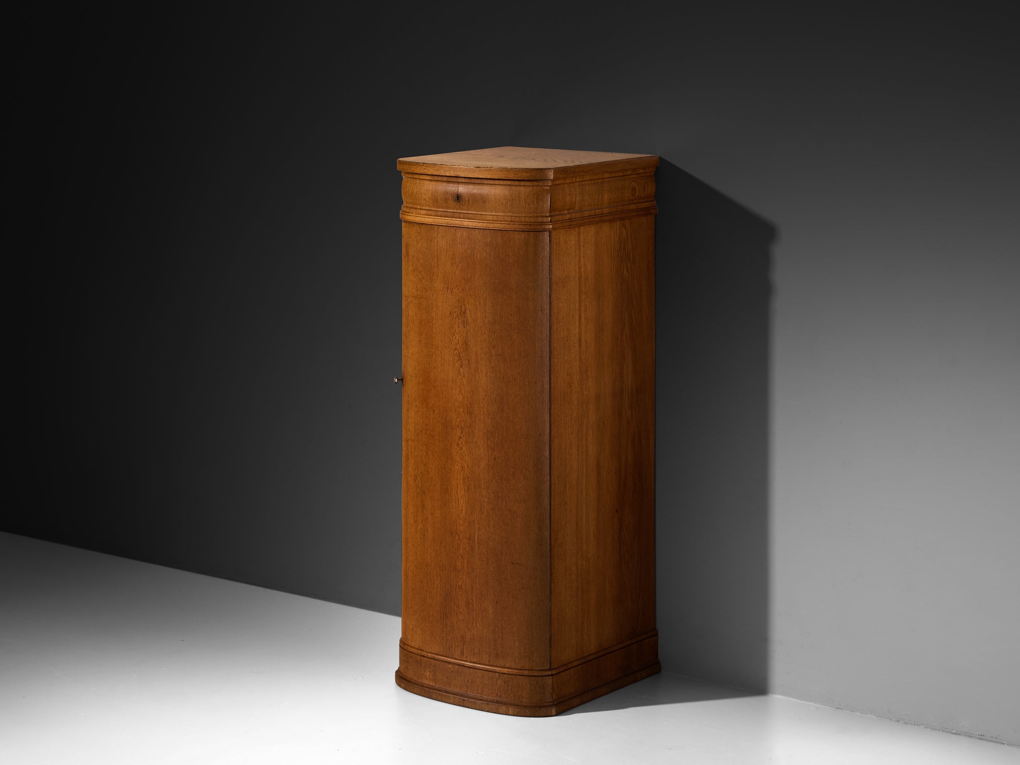 Chiffonier Cabinet in Solid Oak by Danish Cabinetmaker Case pieces and storage cabinets Morentz