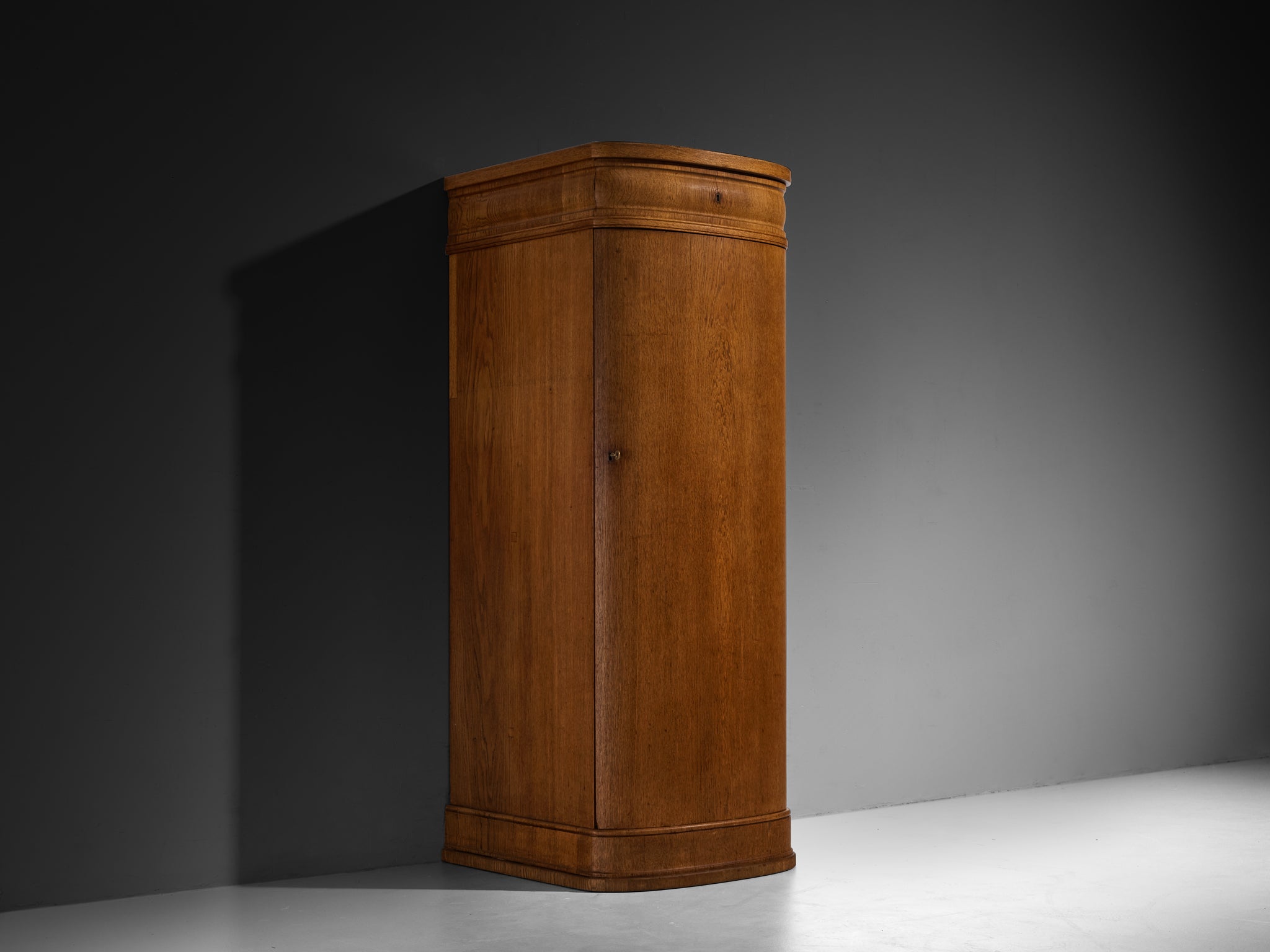 Chiffonier Cabinet in Solid Oak by Danish Cabinetmaker Case pieces and storage cabinets Morentz