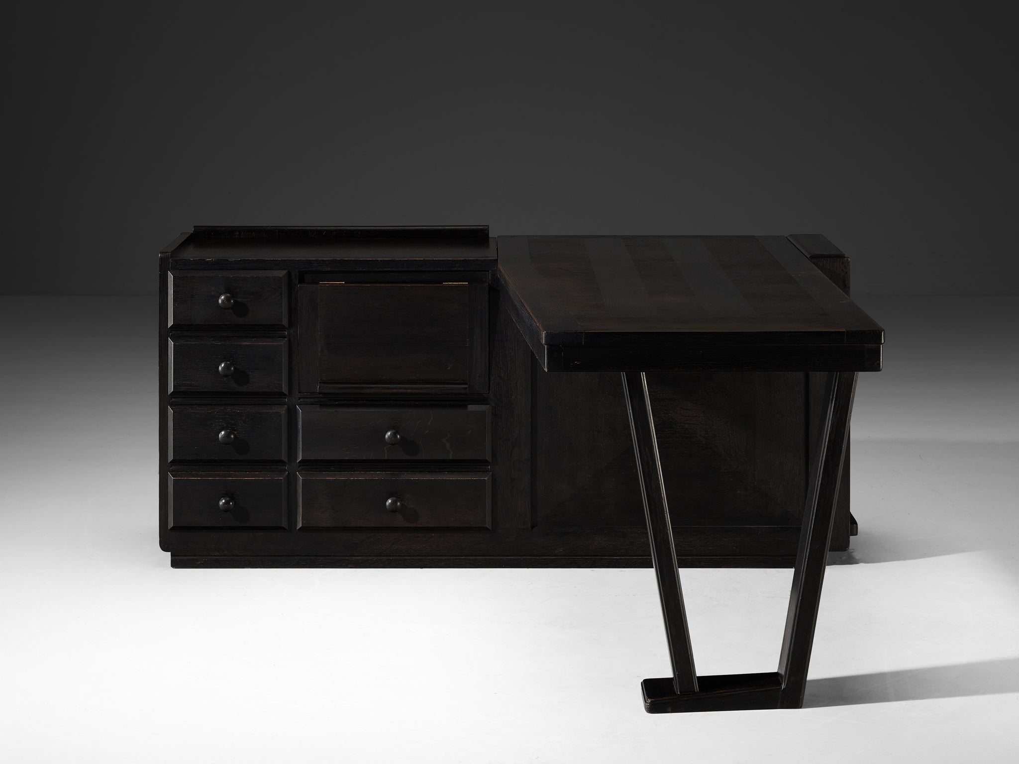 Guillerme & Chambron Free-Standing Corner Desk in Dark Oak Tables Morentz